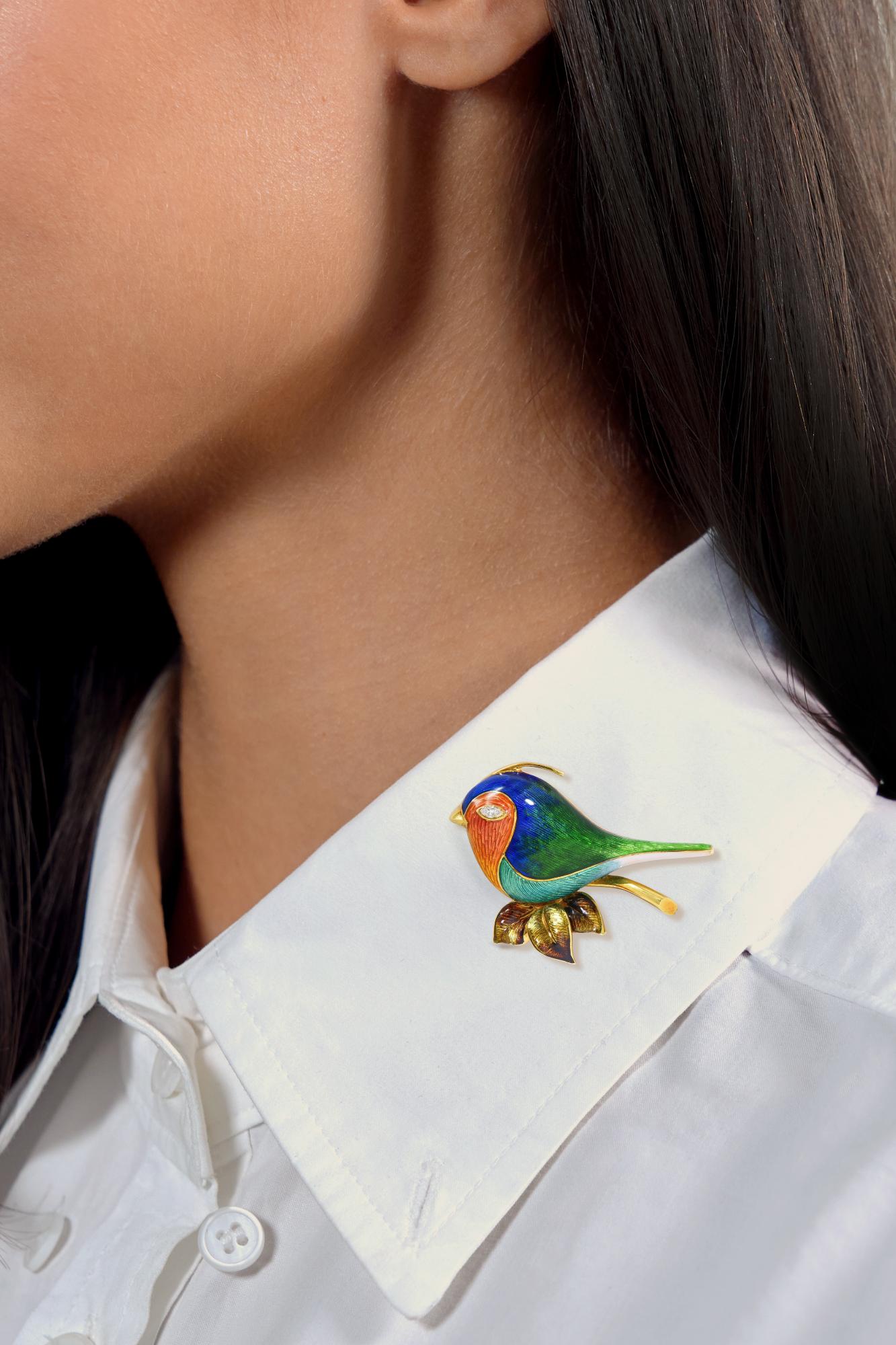 1980's Diamond Enamel 18 Karat Yellow Gold Vintage Bird Brooch