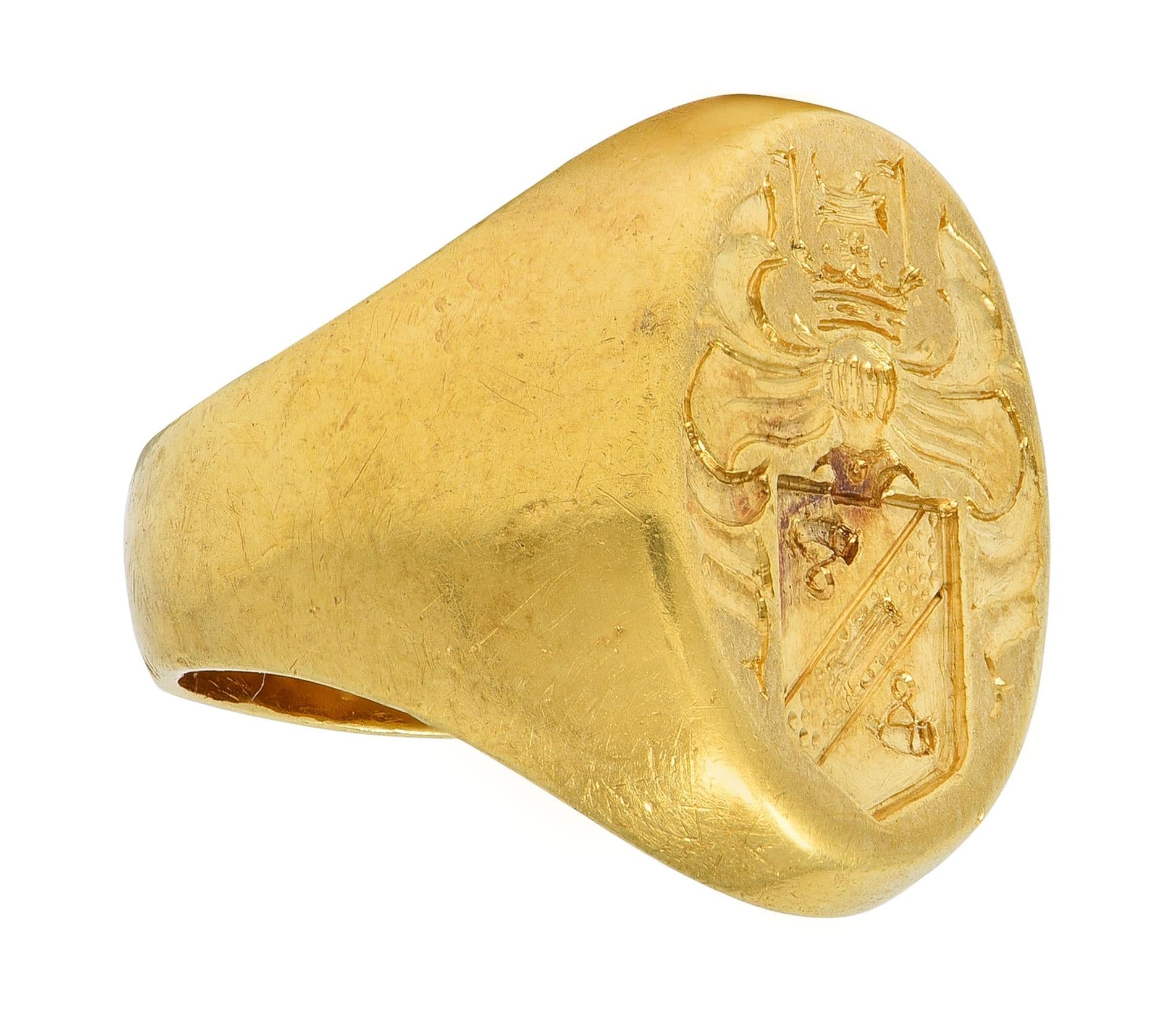 Edwardian Merrin 18 Karat Yellow Gold Antique Heraldic Crest Signet Ring