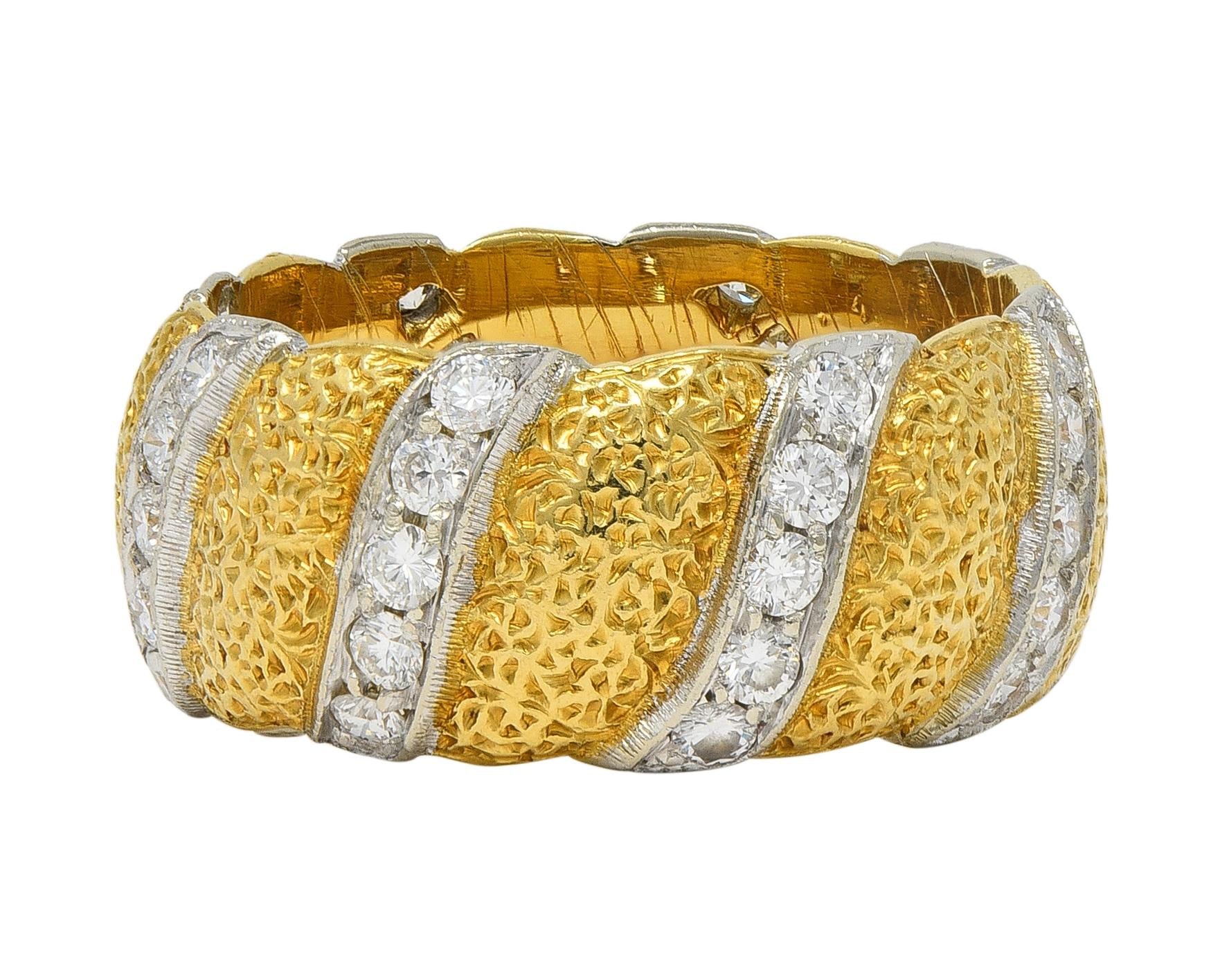 Buccellati 1980's 1.20 CTW Diamond 18K Gold Eternelle Textured Vintage Band Ring
