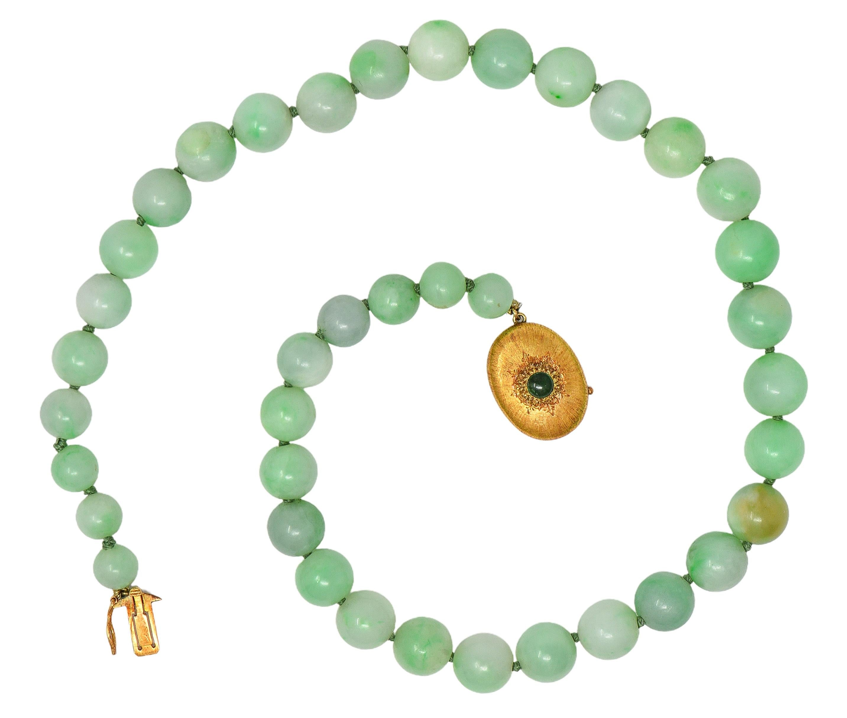 Buccellati 1976 Jade Emerald 18 Karat Yellow Gold Vintage Beaded Strand Necklace