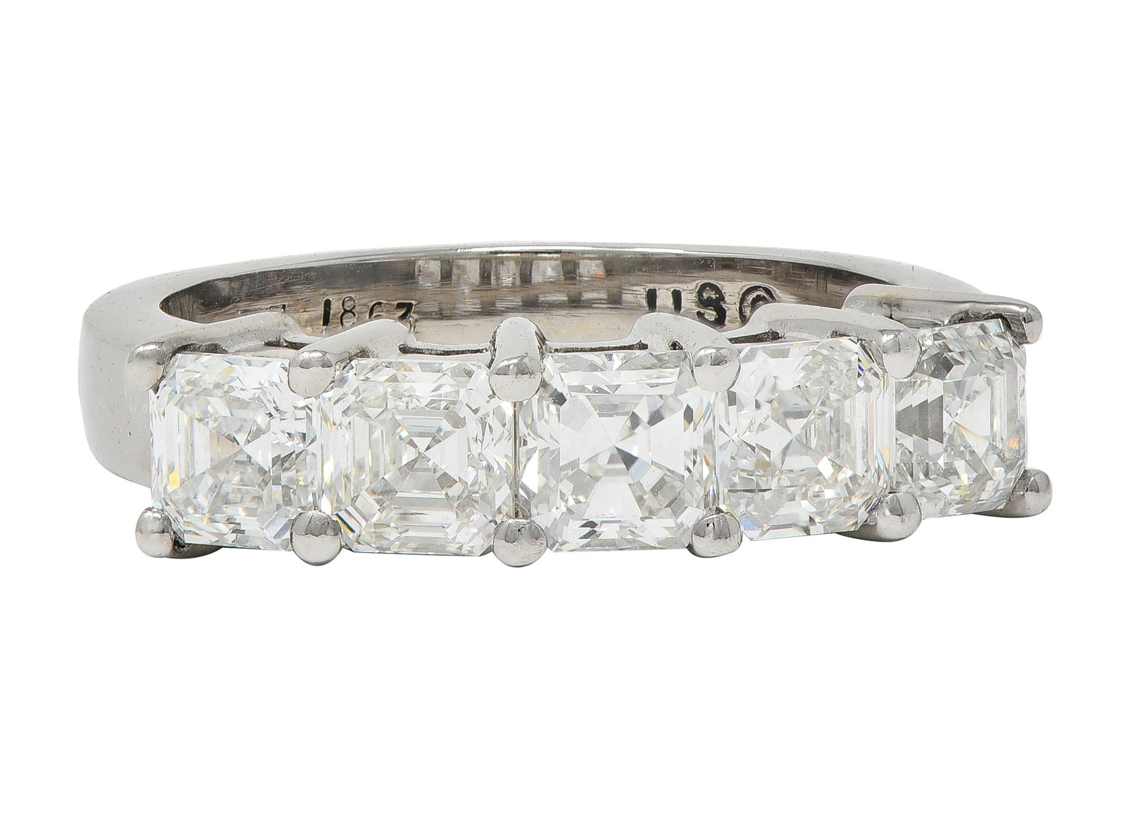 Contemporary 2.55 CTW Asscher Cut Diamond 18 Karat Yellow Gold Wedding Band Ring