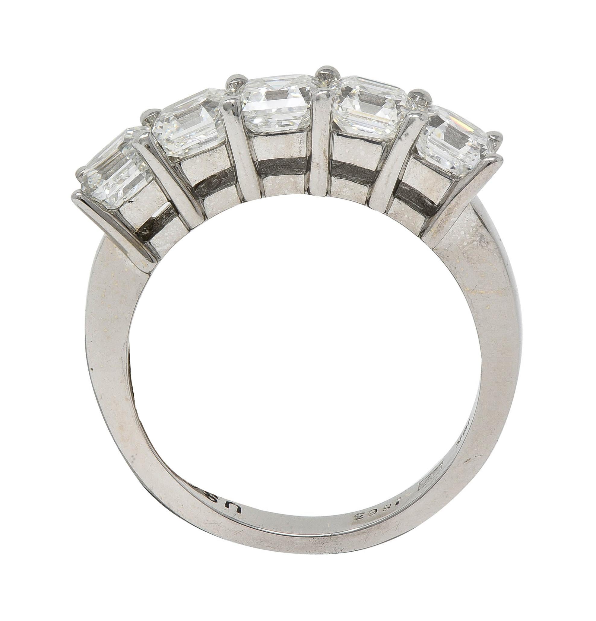 Contemporary 2.55 CTW Asscher Cut Diamond 18 Karat Yellow Gold Wedding Band Ring