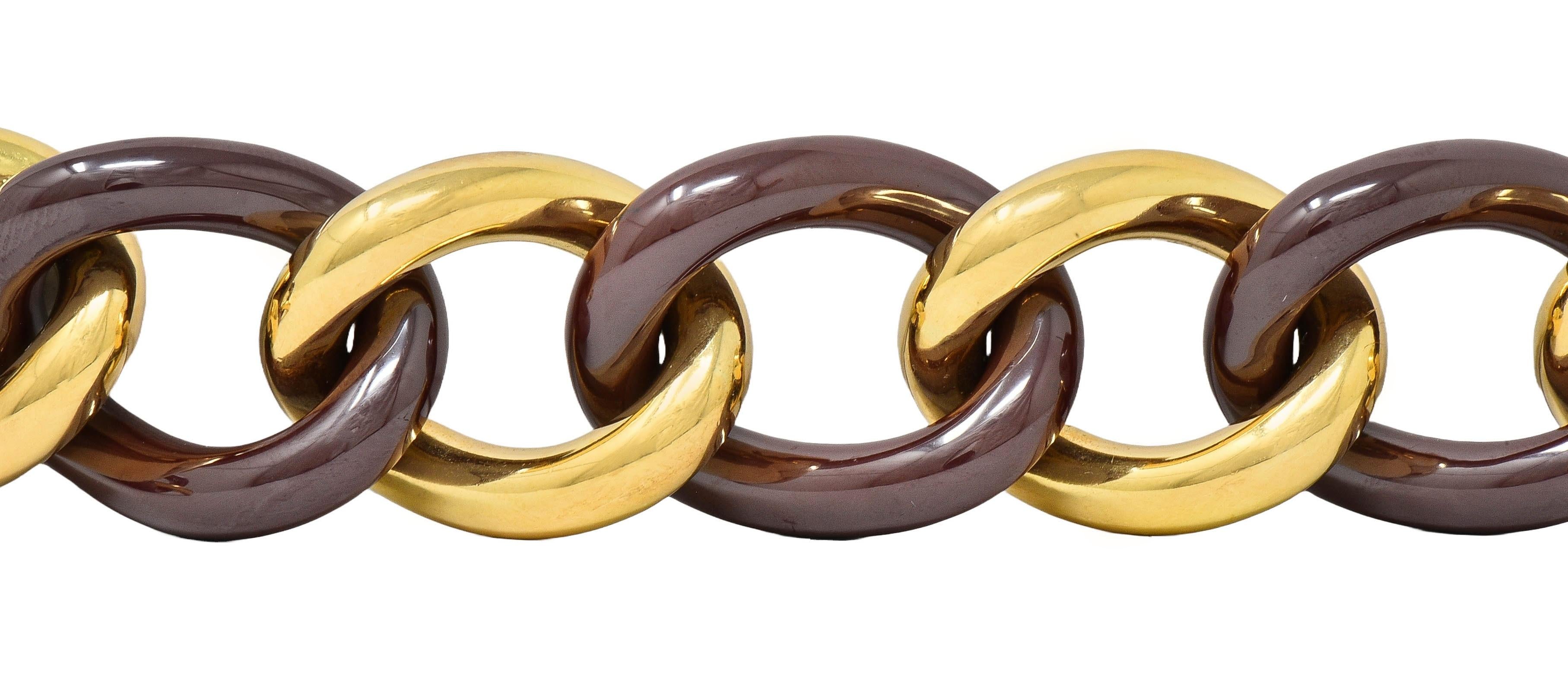 Contemporary 18 Karat Yellow Gold Ceramic Large Curb Link Bracelet