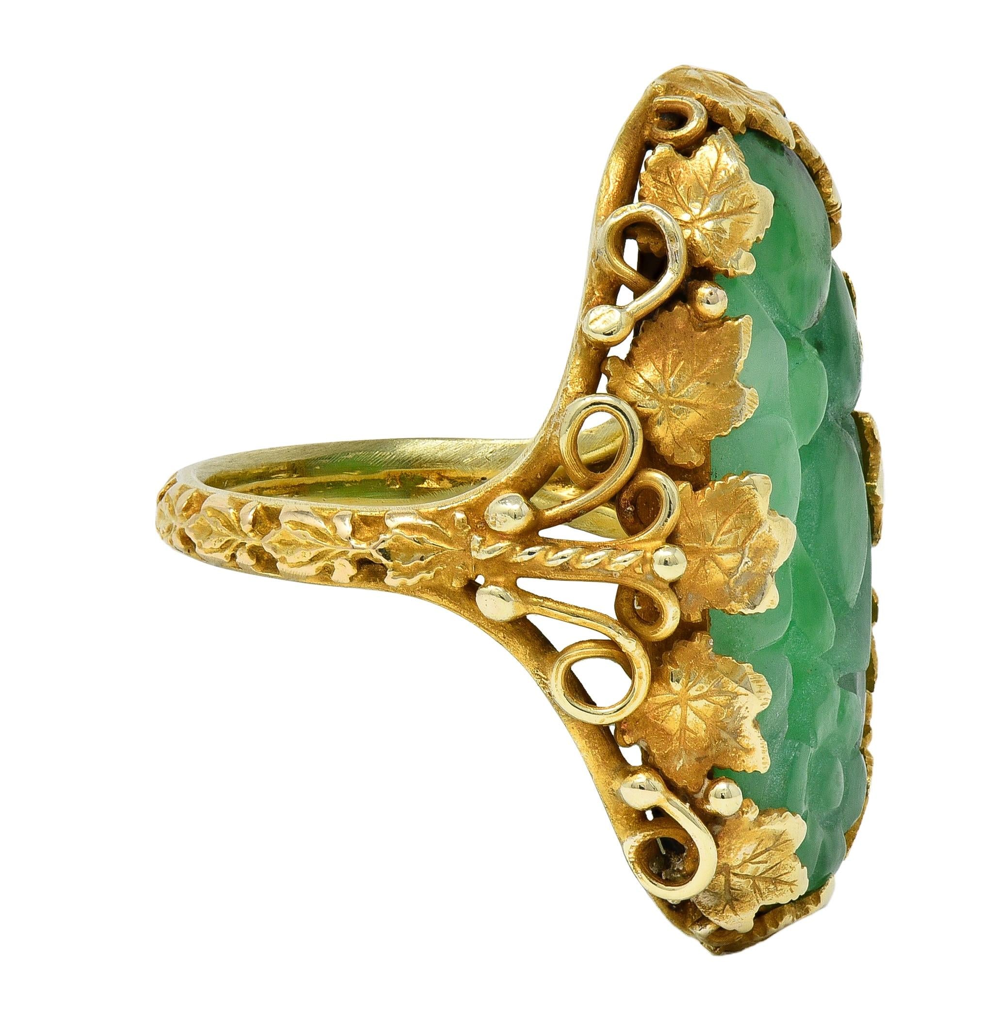 Arts & Crafts Jade 14 Karat Yellow Gold Antique Ivy Fruit Flower Signet Ring