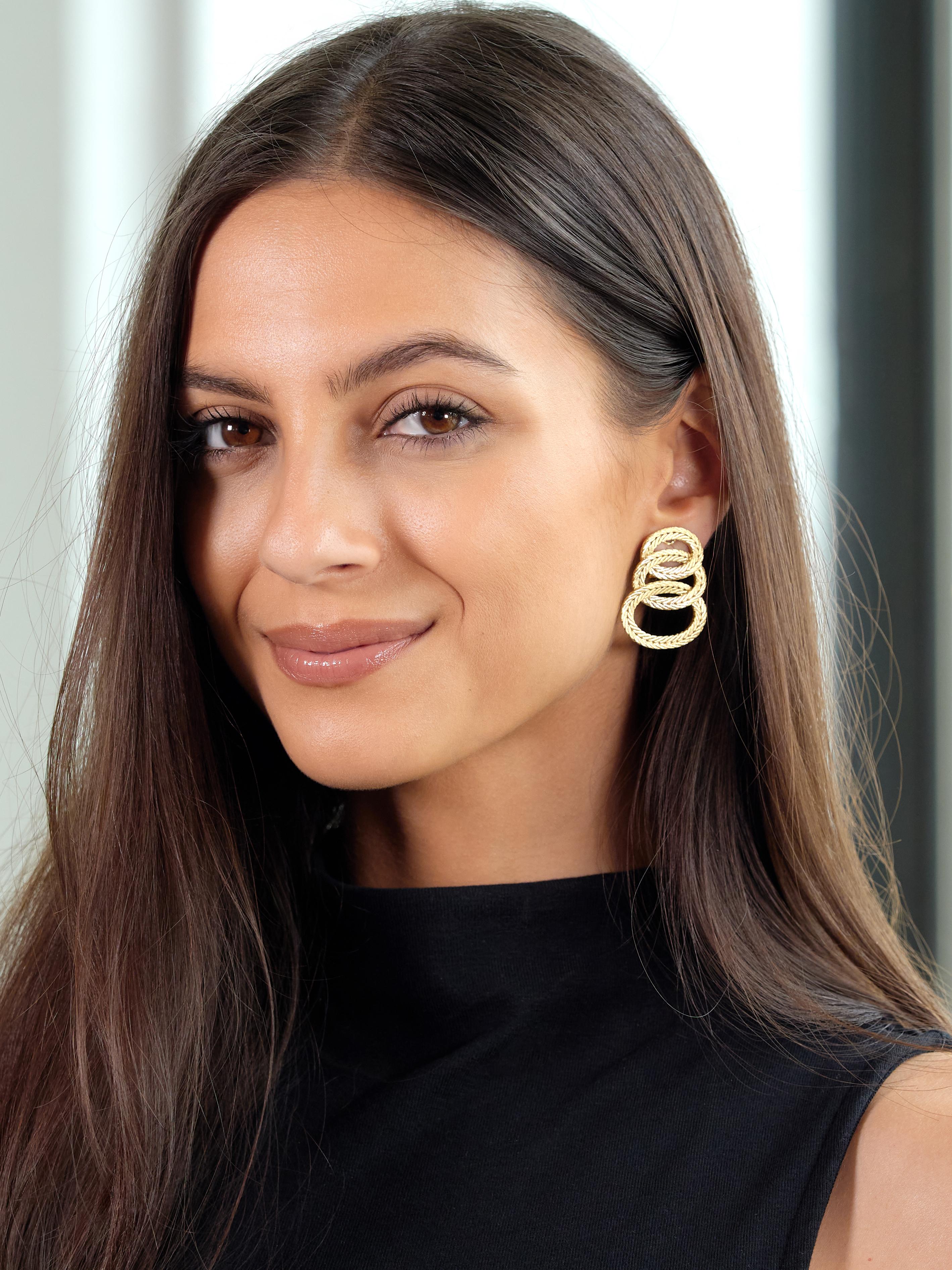 Buccellati 1970's 18 Karat Yellow Gold Vintage Herringbone Ear-Clip Earrings