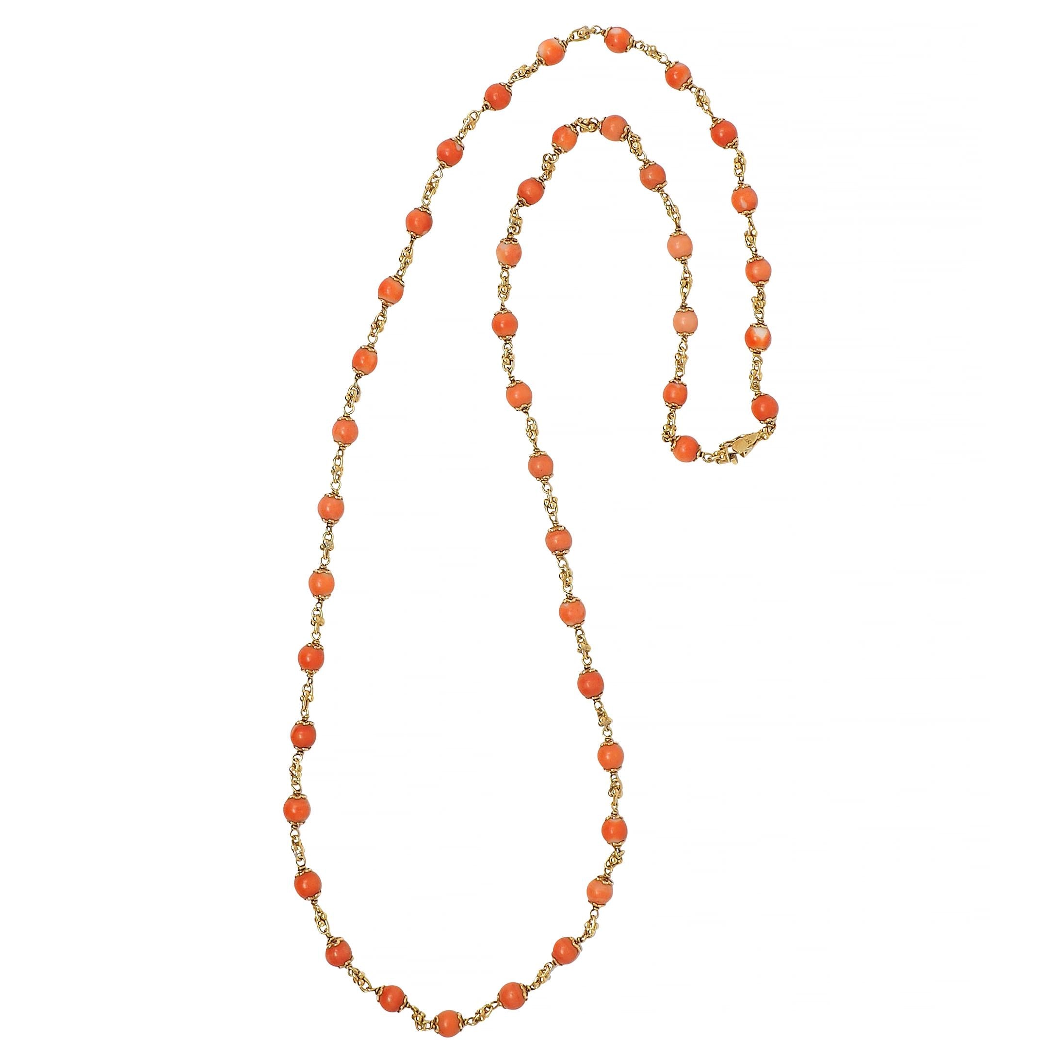 French Coral 18 Karat Yellow Gold Vintage Beaded Chain Link Bracelet & Necklace