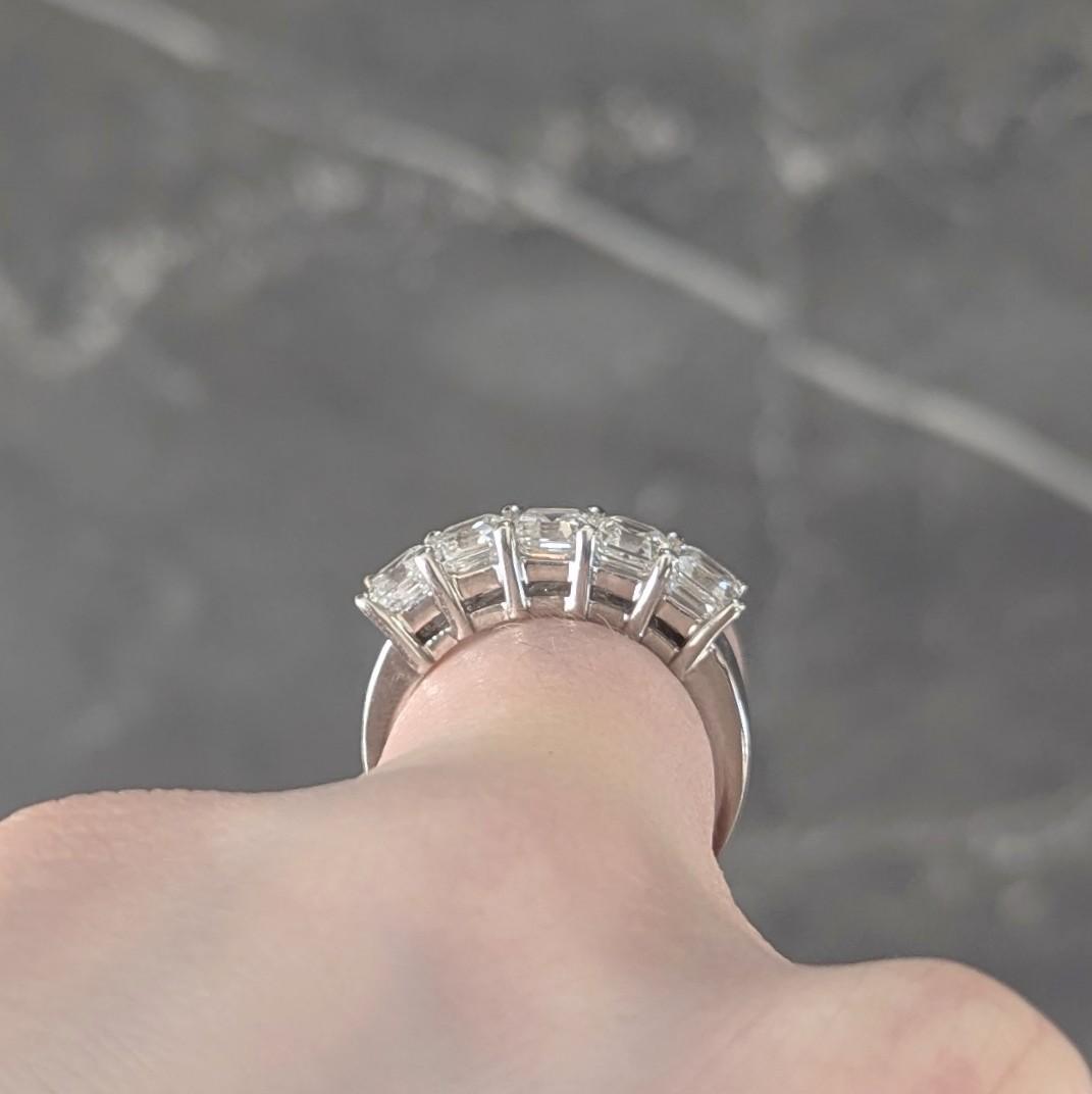 Contemporary 2.55 CTW Asscher Cut Diamond 18 Karat Yellow Gold Wedding Band Ring