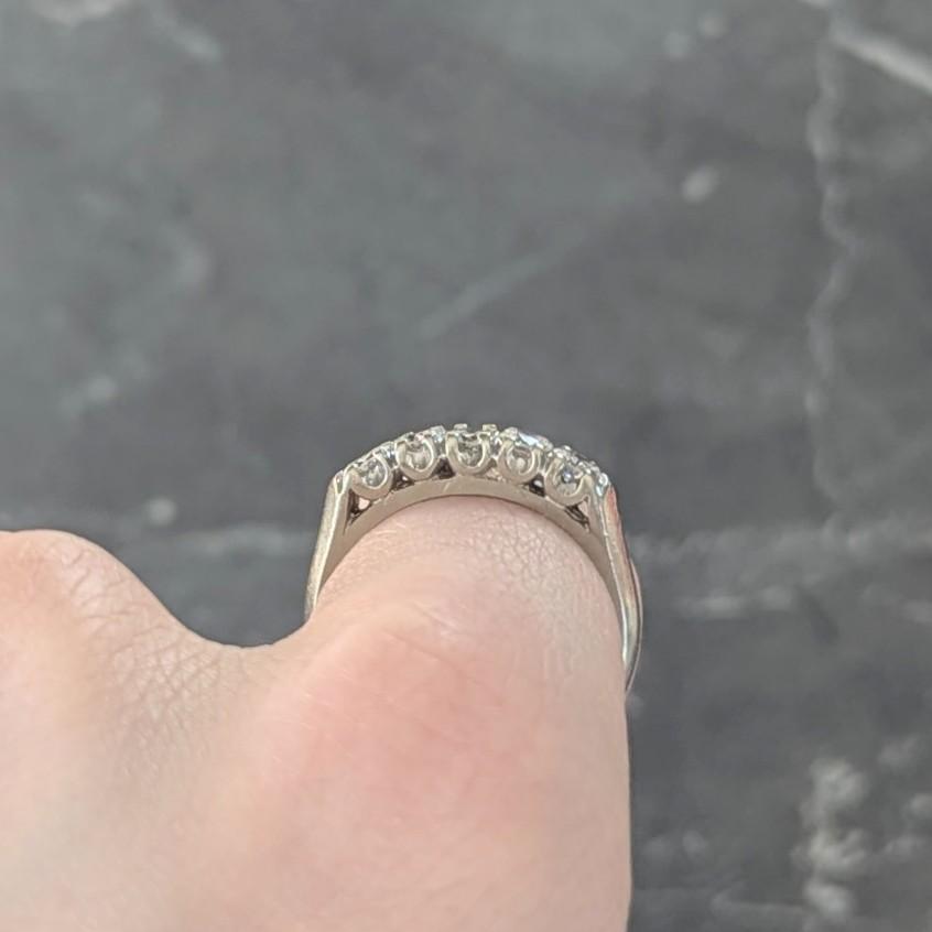 Mid-Century Transitional Diamond 14K Gold Vintage Fishtail Wedding Band Ring