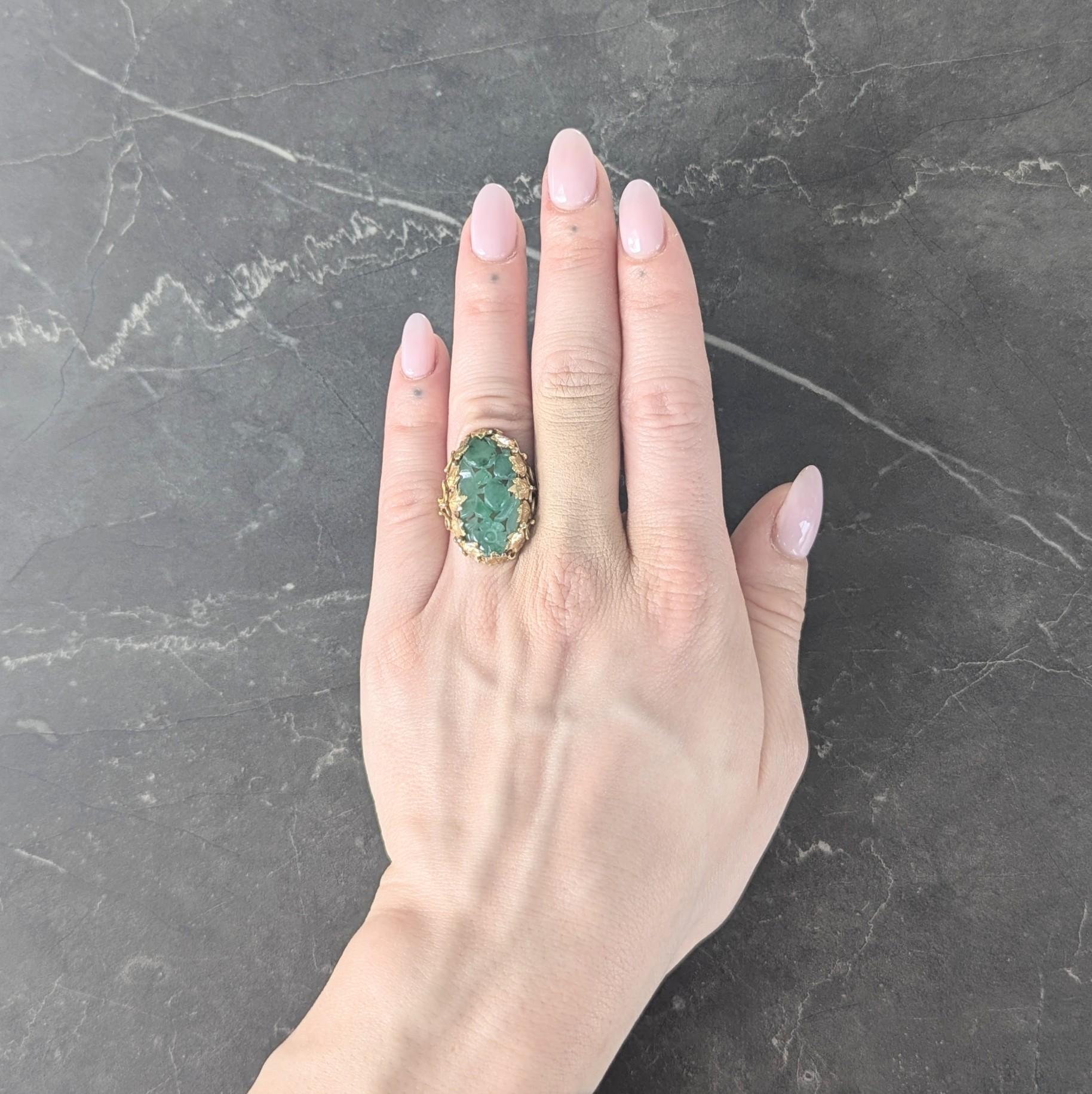 Arts & Crafts Jade 14 Karat Yellow Gold Antique Ivy Fruit Flower Signet Ring