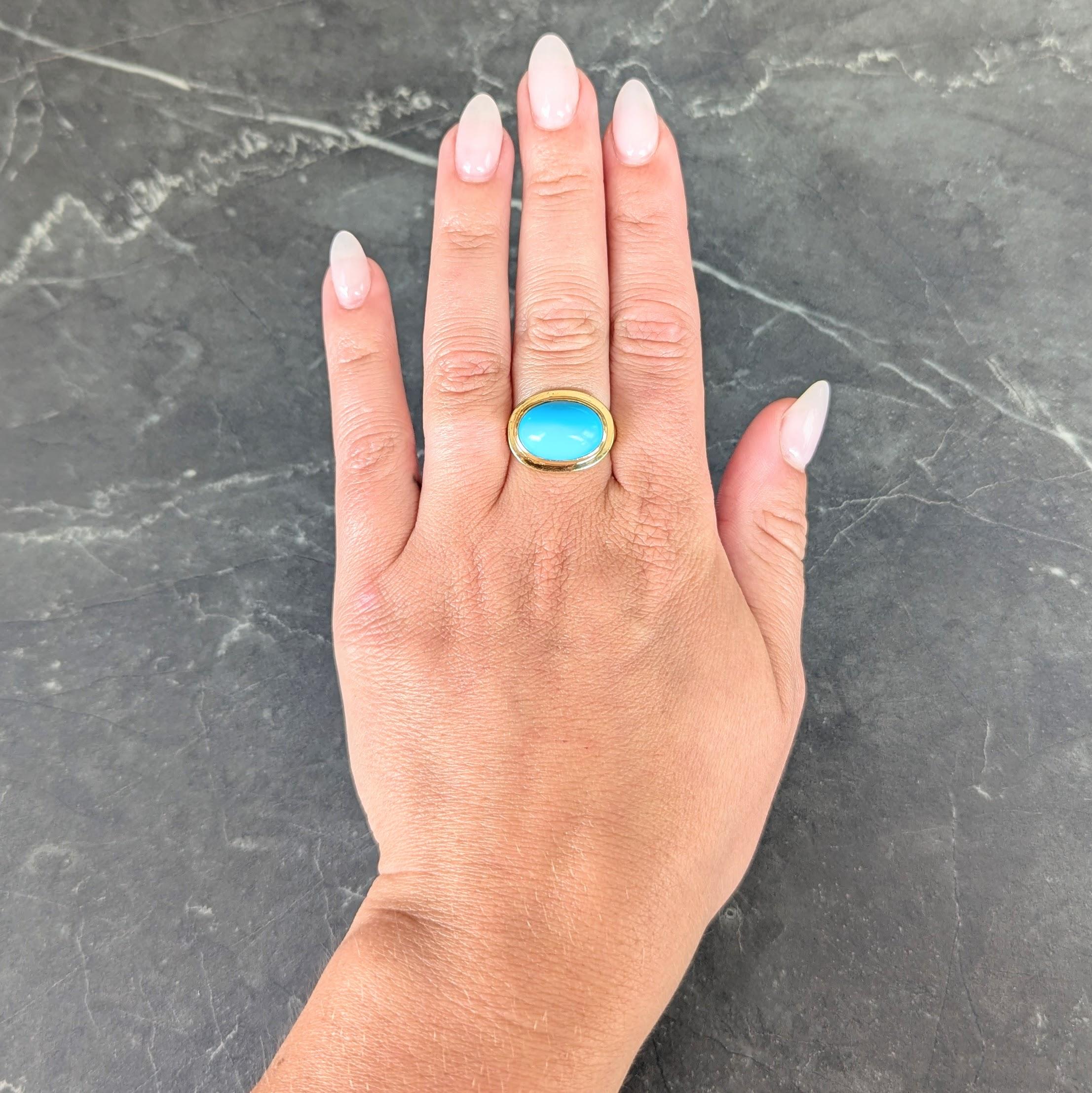 1960's Robin's Egg Turquoise 18 Karat Yellow Gold Vintage Cabochon Ring