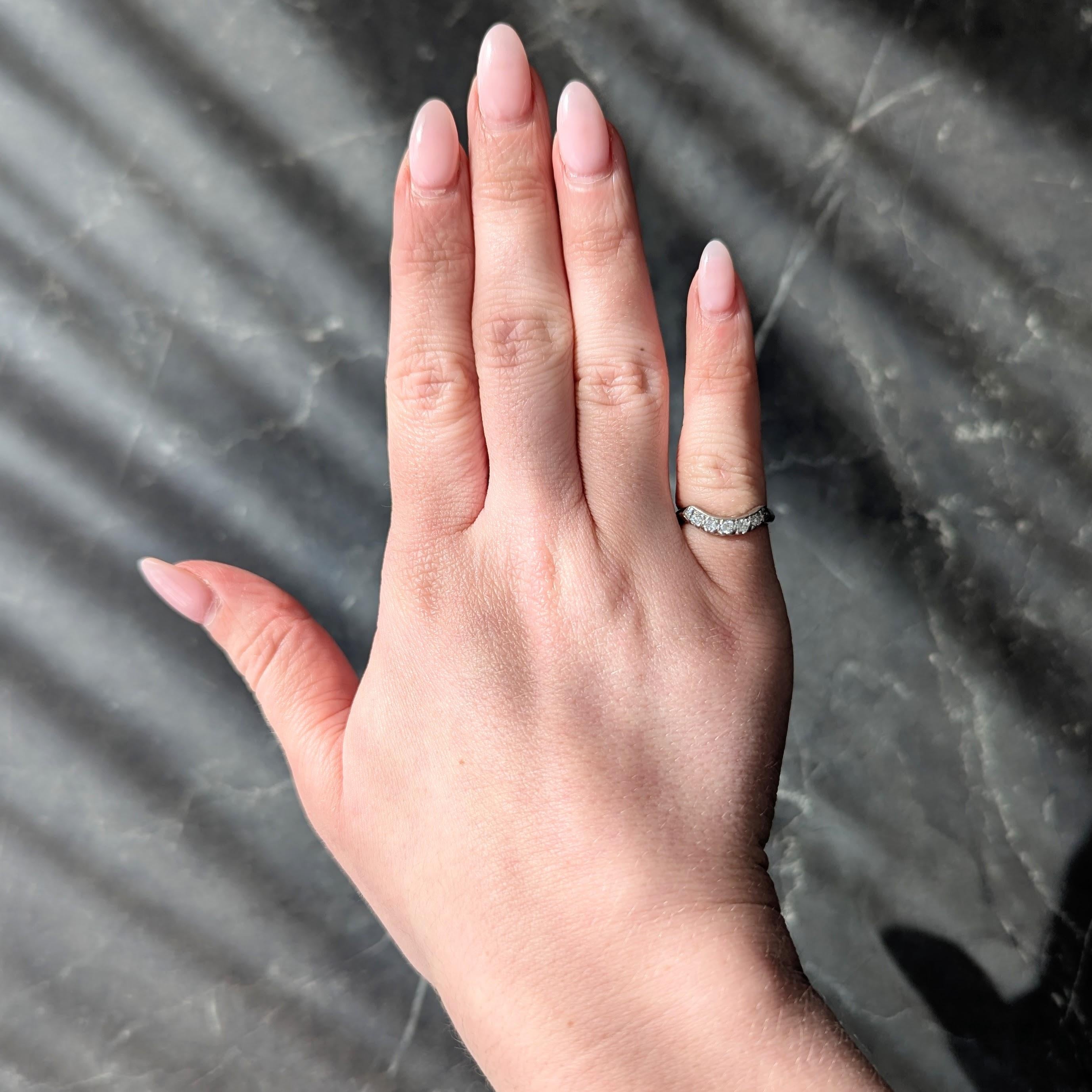 Mid-Century European Diamond Platinum Vintage Fishtail Contour Wedding Band Ring