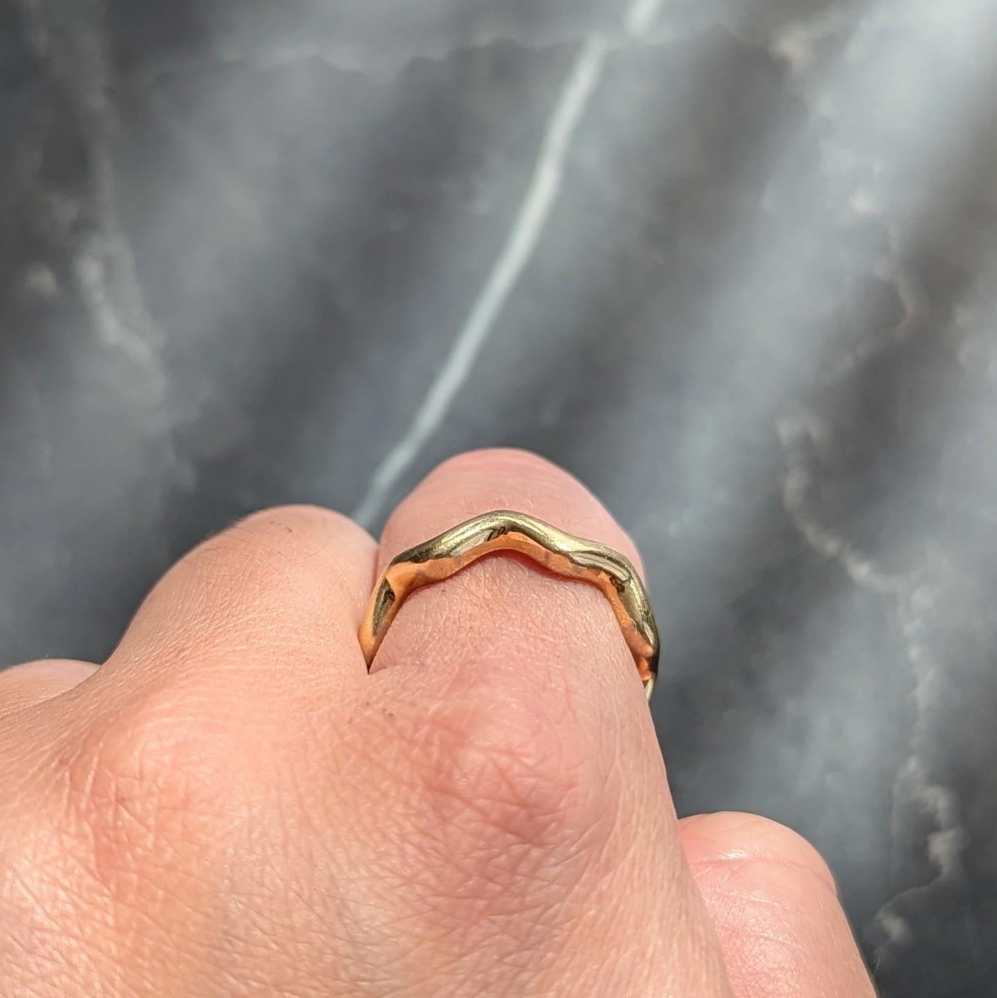 Paloma Picasso Tiffany & Co. 1980's 18 Karat Yellow Gold Vintage Wave Band Ring