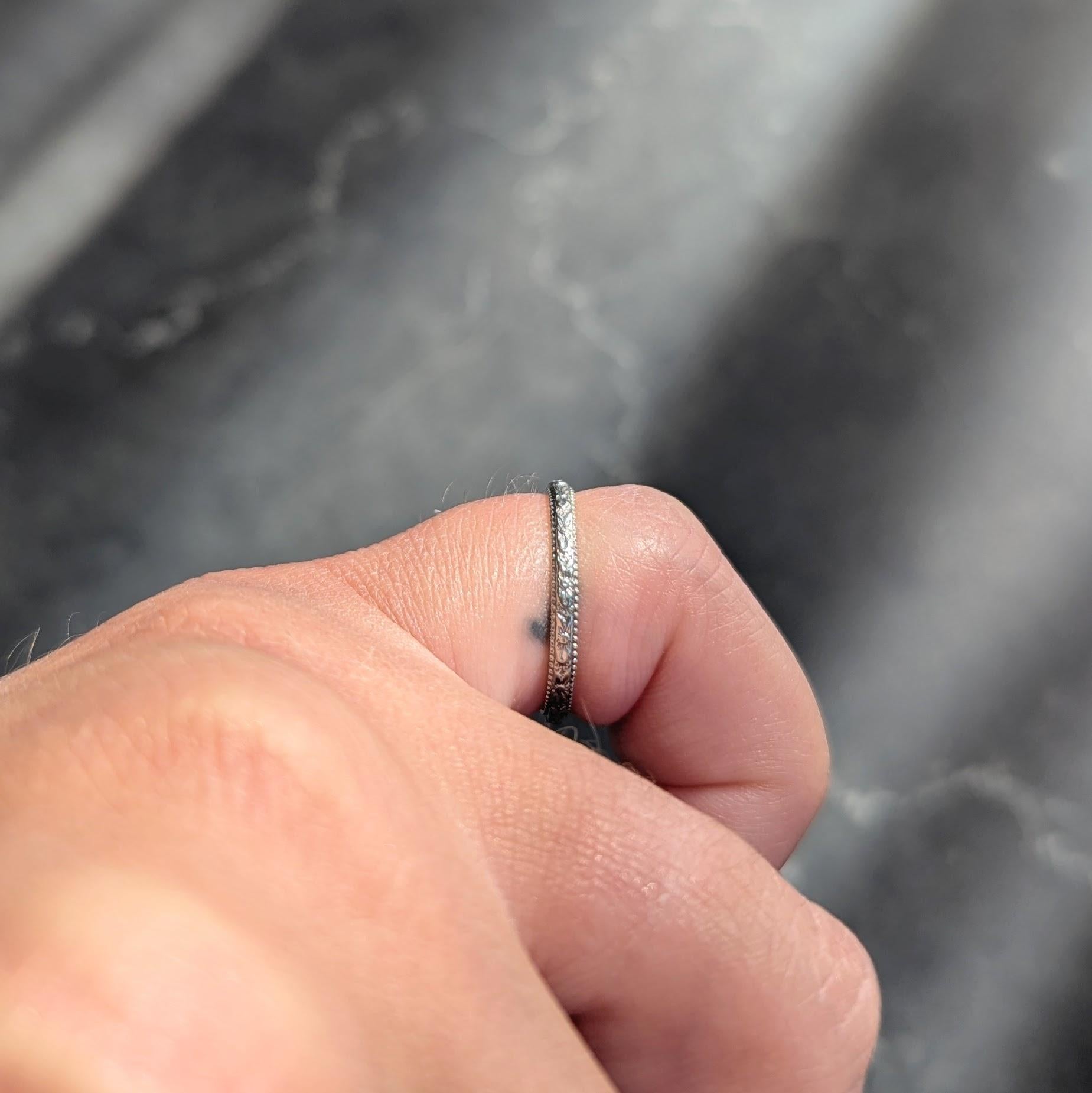 1982 18 Karat White Gold Vintage Orange Blossom Wedding Band Ring