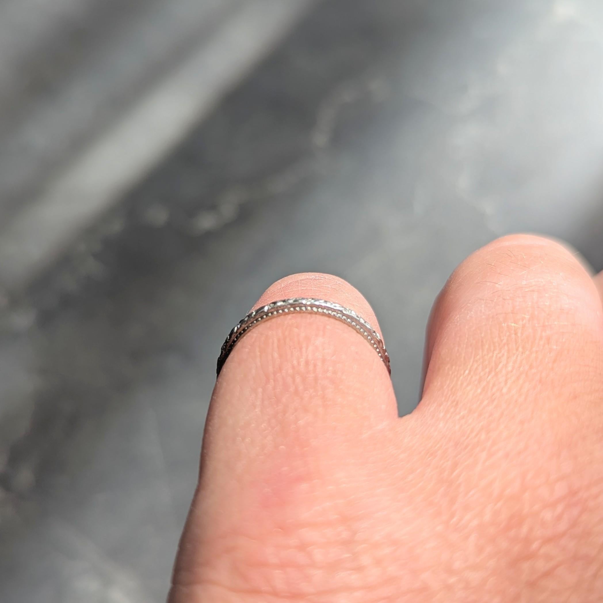 1982 18 Karat White Gold Vintage Orange Blossom Wedding Band Ring