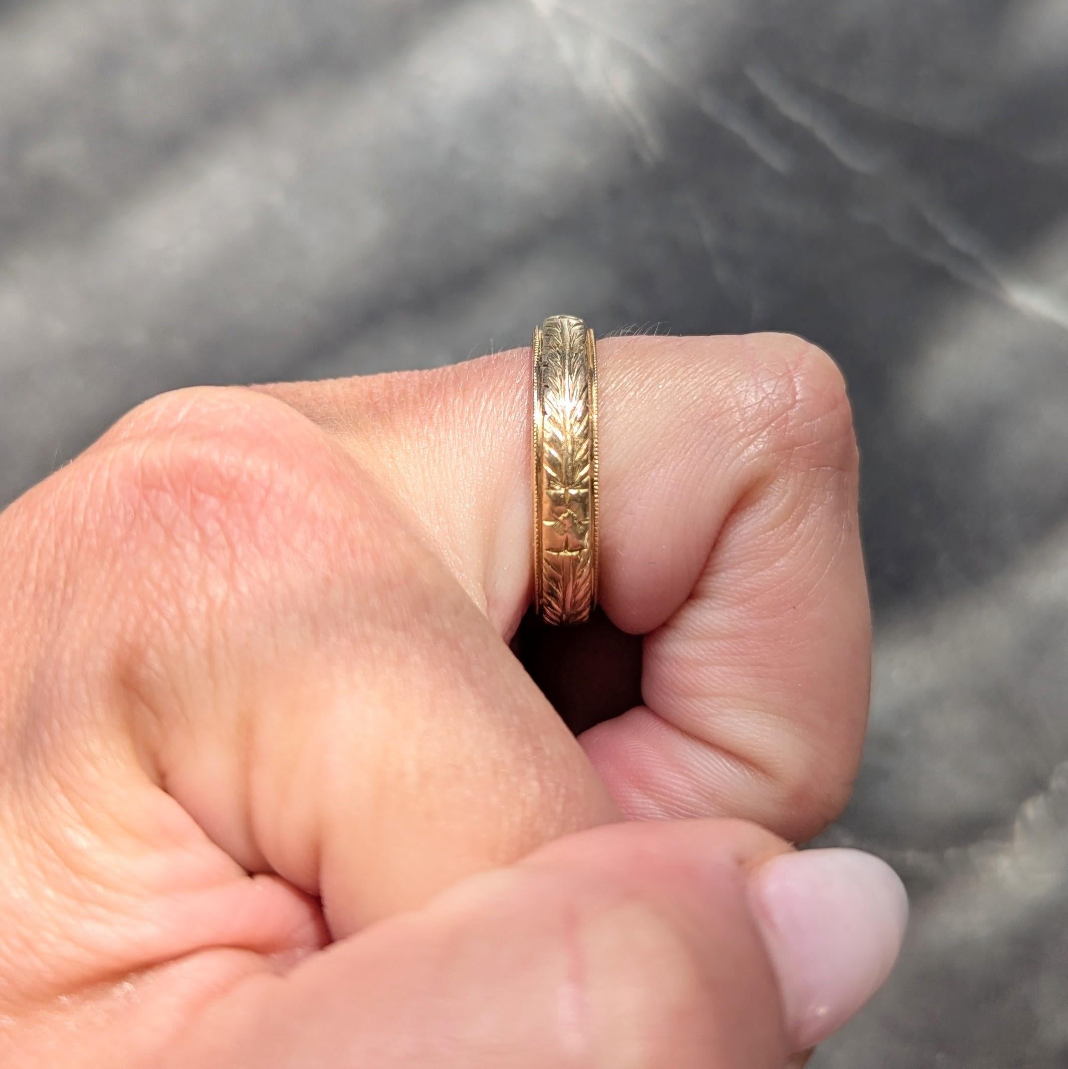 Victorian 1898 18 Karat Yellow Gold Antique Orange Blossom Wedding Band Ring