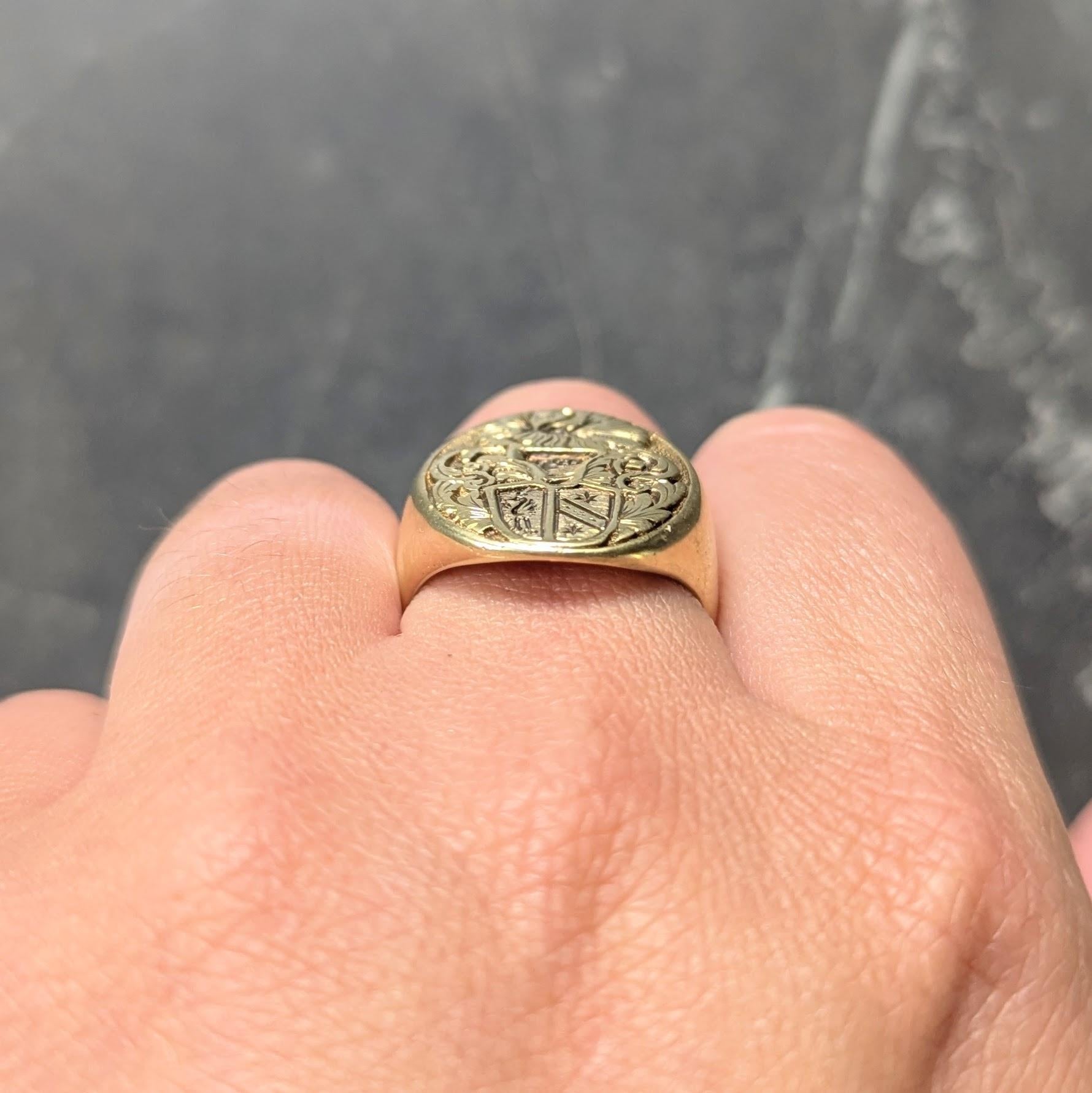Allsopp Victorian 18 Karat Yellow Gold Antique Heraldic Crest Unisex Signet Ring