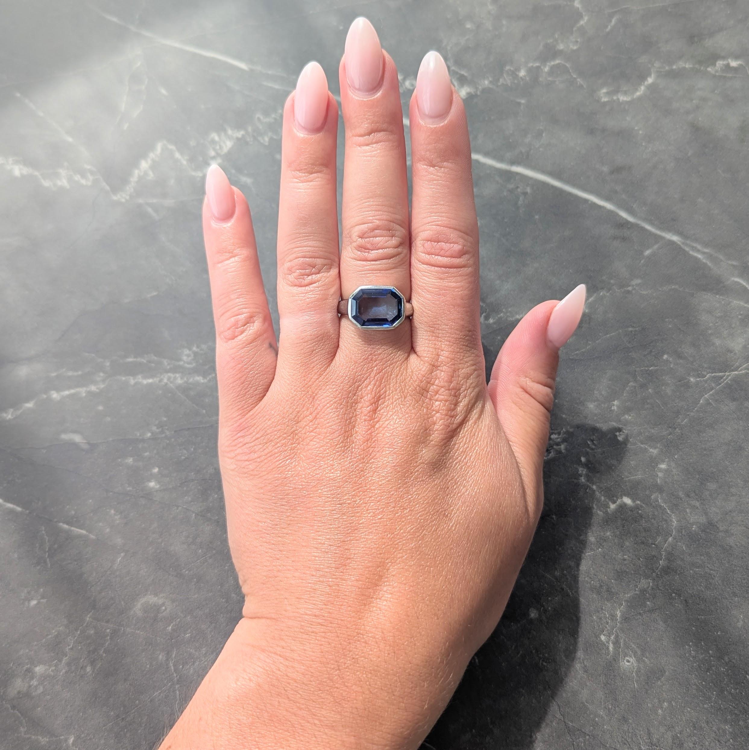 Tiffany & Co. Art Deco No Heat Burma Sapphire Platinum Unisex Vintage Ring AGL