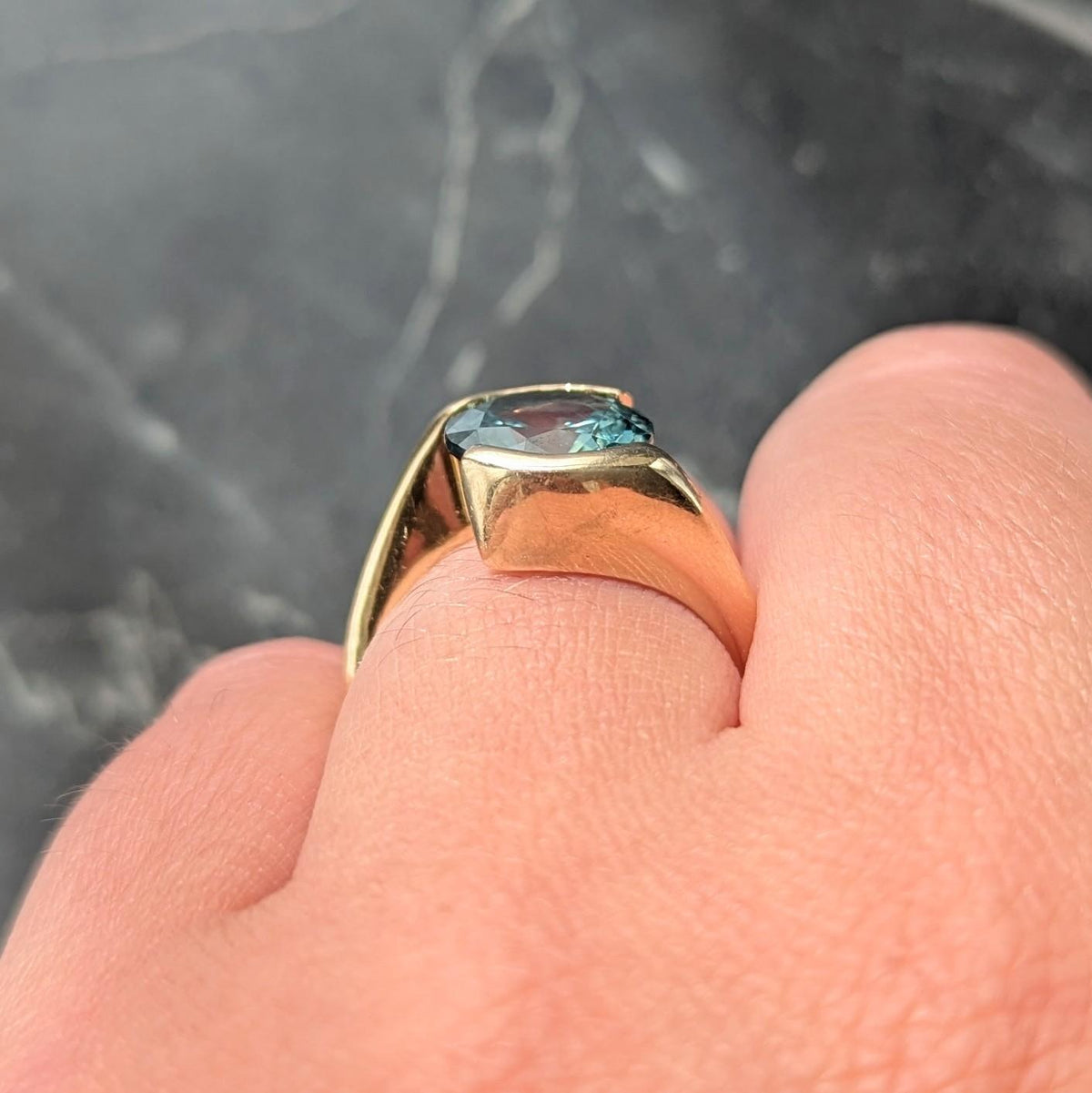 2000's 3.01 CT No Heat Montana Green Sapphire 14K Yellow Gold Bypass Ring GIA