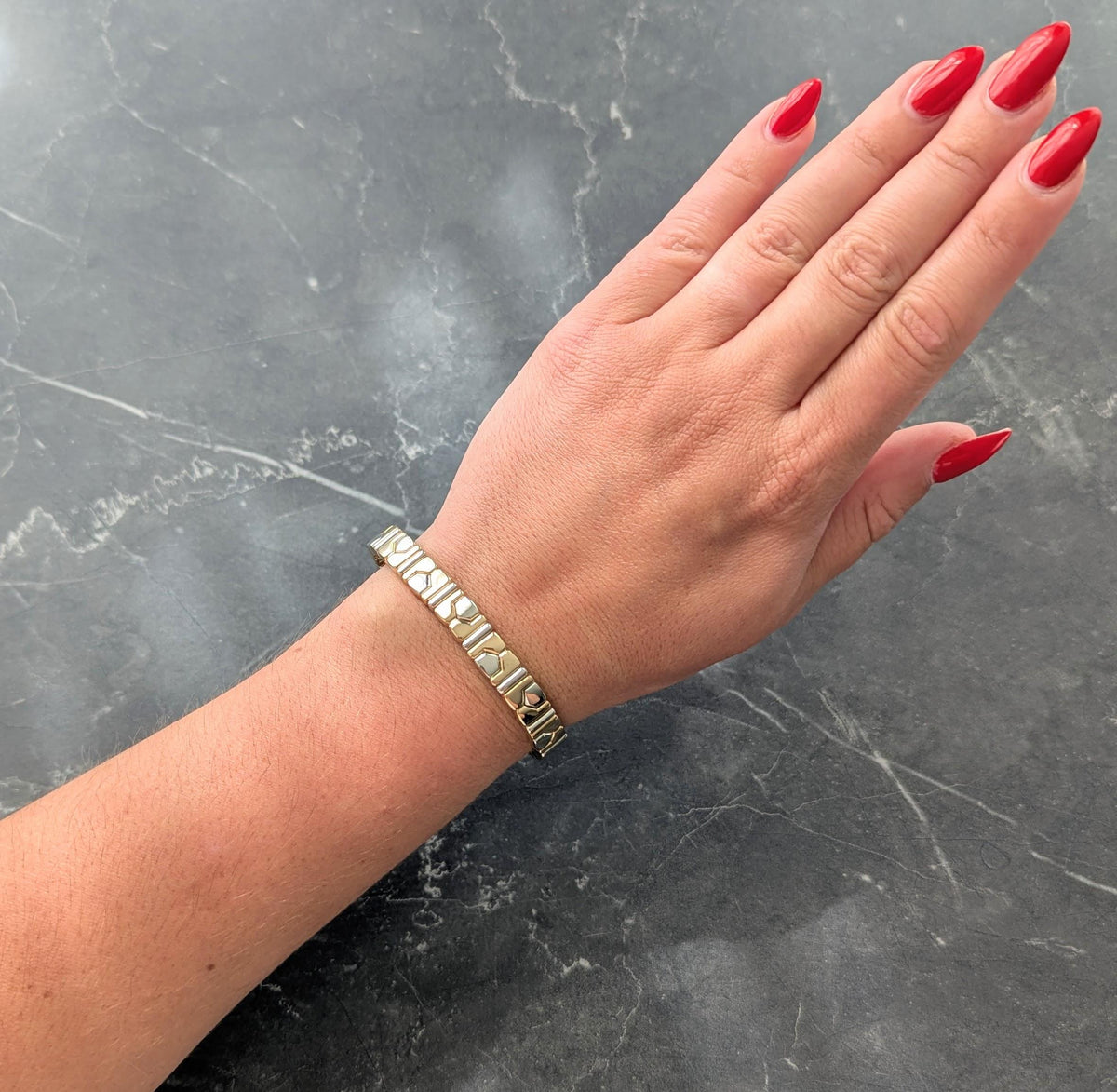 Bulgari 18 Karat Two-Tone Yellow White Gold Vintage Alveare Cuff Bracelet