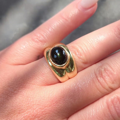 Tiffany & Co. 1980's Tourmaline 18 Karat Yellow Gold Vintage Puffy Bezel Ring
