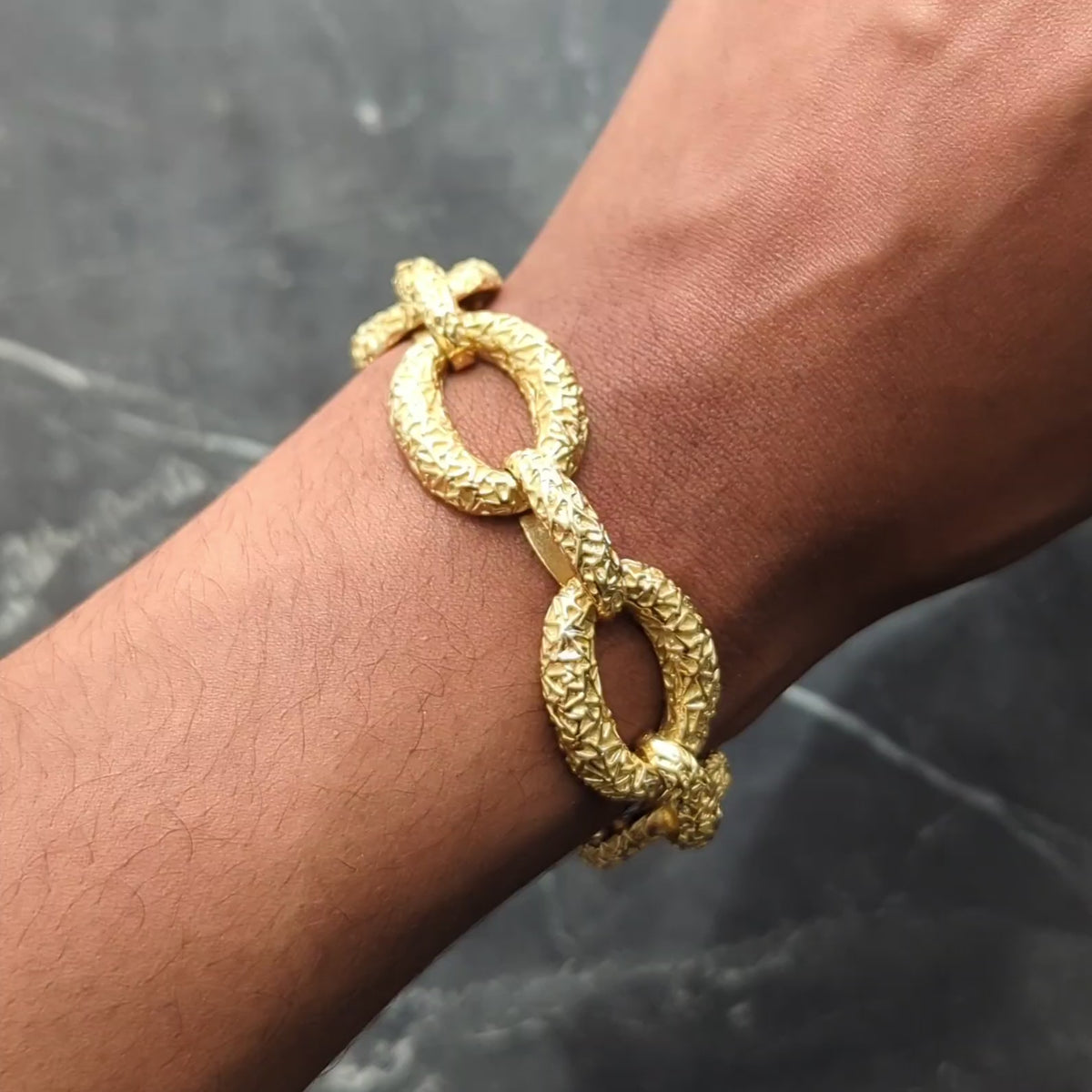 Van Cleef & Arpels 1970's 18 Karat Yellow Gold Vintage Textured Link Bracelet