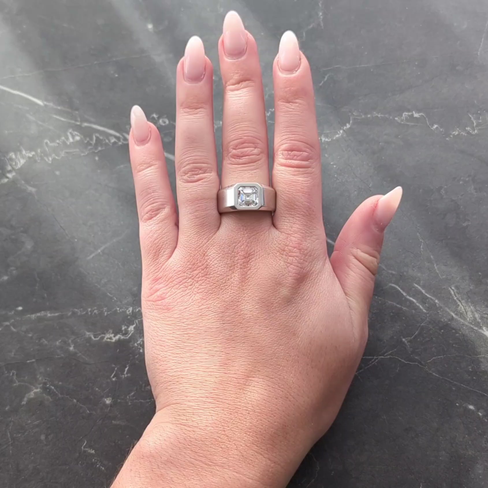 Contemporary 2.11 CTW Asscher Cut Diamond 18K Gold Solitaire Unisex Ring GIA