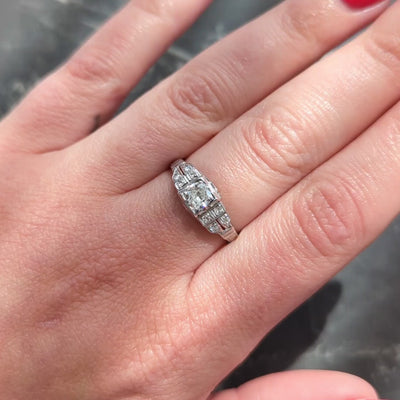 Art Deco Old European Cut Diamond 18 Karat Gold Vintage Stepped Engagement Ring
