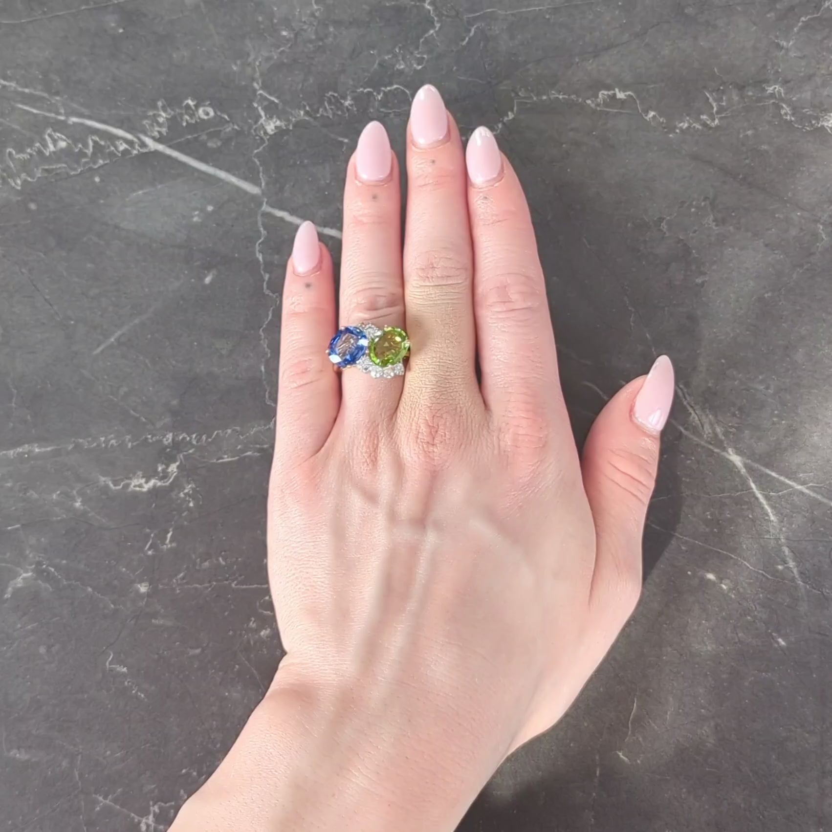 Oscar Heyman Sapphire Peridot Diamond Platinum 18K Gold Vintage Toi-Et-Moi Ring