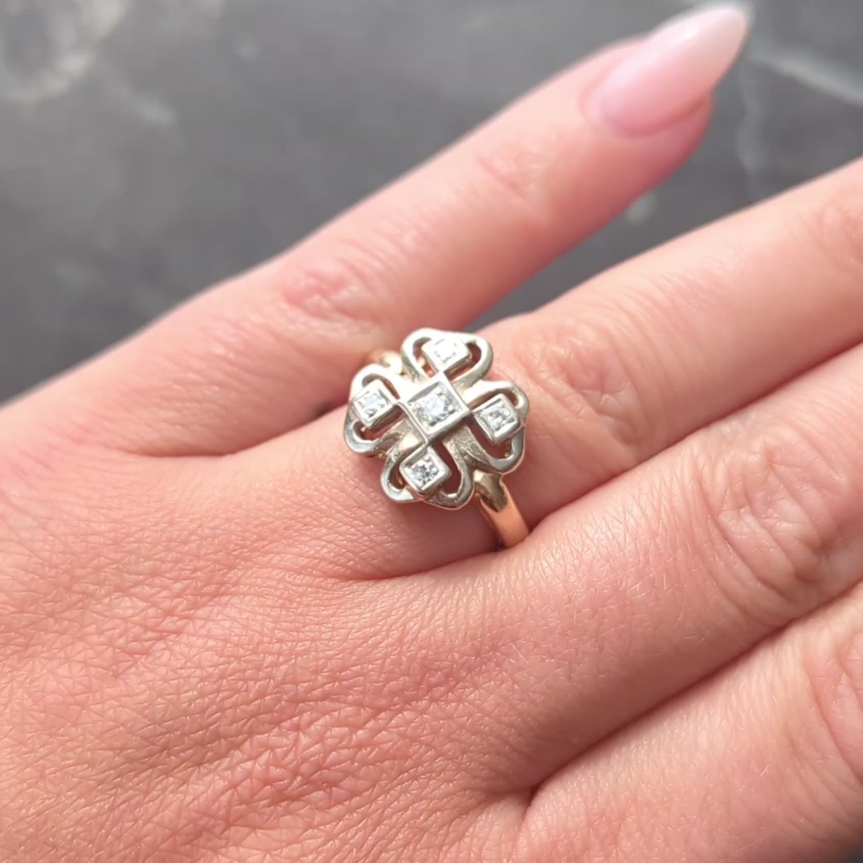 Retro Diamond 14 Karat Two-Tone Gold Vintage Four Leaf Clover Dinner Ring