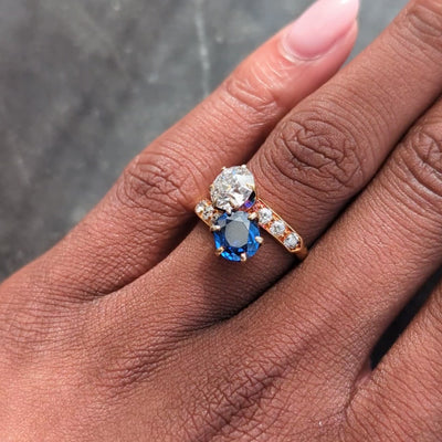 Tiffany & Co. No Heat Yogo Montana Sapphire Diamond 18K Antique Toi-Et-Moi Ring