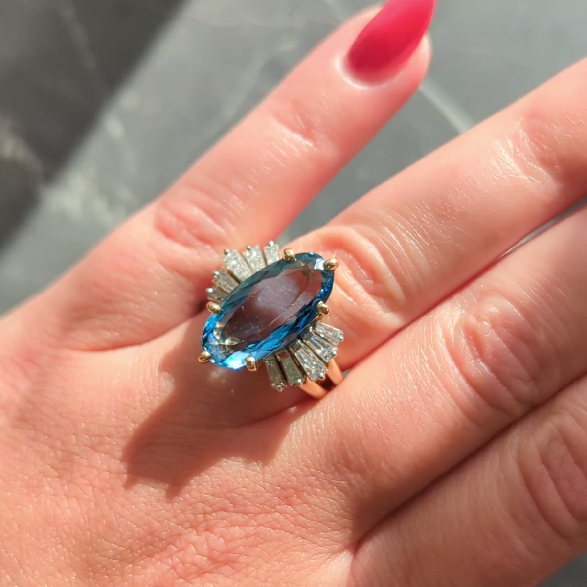 Oscar Heyman Aquamarine Diamond 18K Yellow Gold Platinum Vintage Cocktail Ring