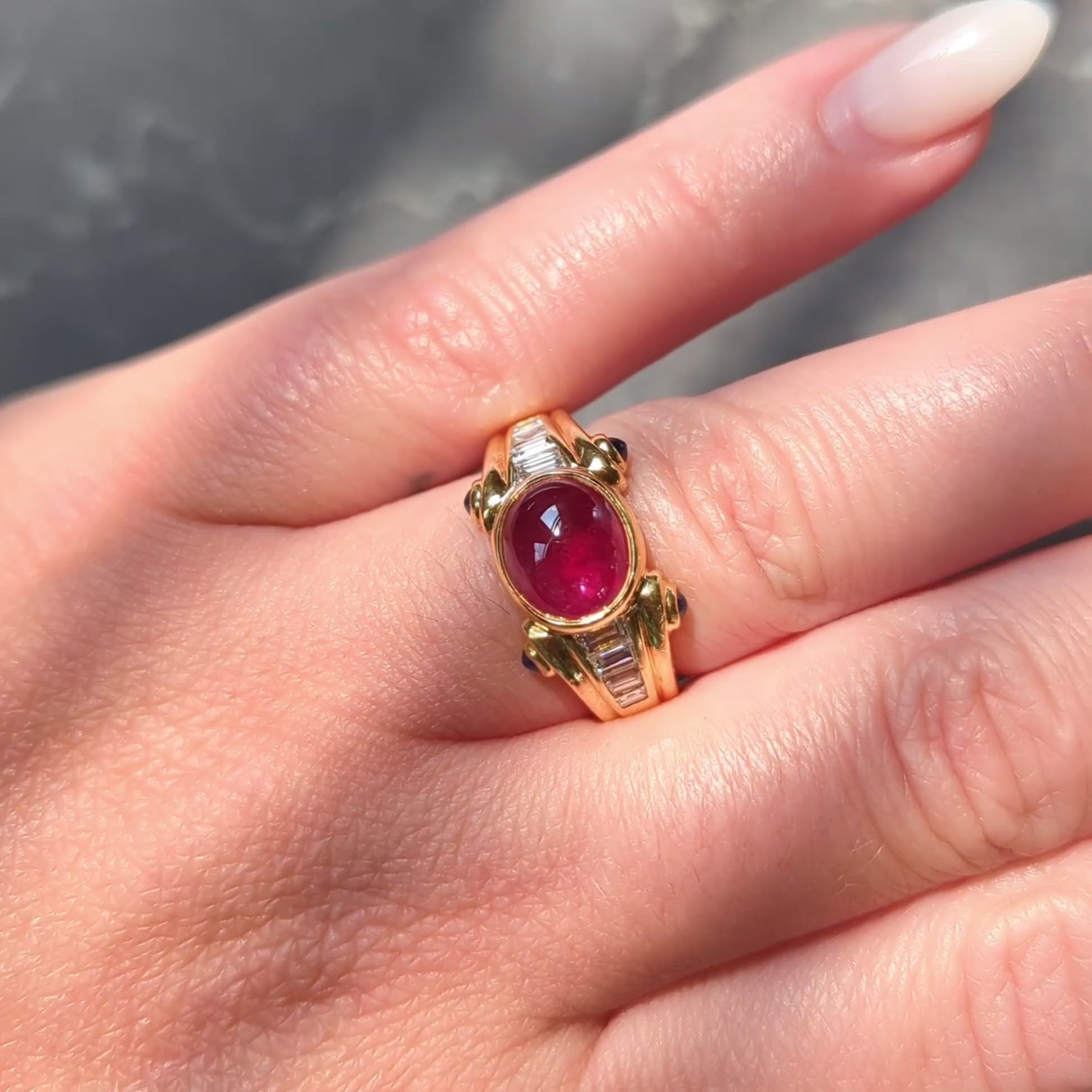 Bulgari 1980'S 4.00 CTW Ruby Sapphire Diamond 18K Gold Vintage Column Ring