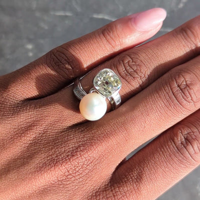 Mid-Century 3.52 CTW Diamond Natural Pearl Platinum Toi-Et-Moi Vintage Ring GIA