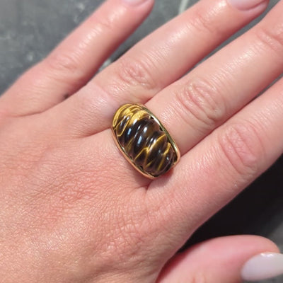 Tiffany & Co. 1970's Tiger's Eye Quartz 18K Gold Vintage Fluted Statement Ring