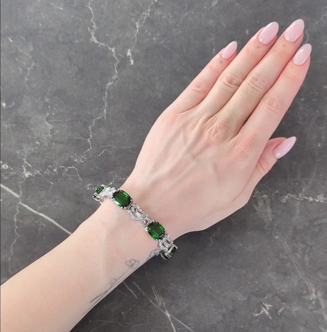 H.Stern 1950's Tourmaline Diamond 18K Gold Vintage Ribbon Gemstone Link Bracelet