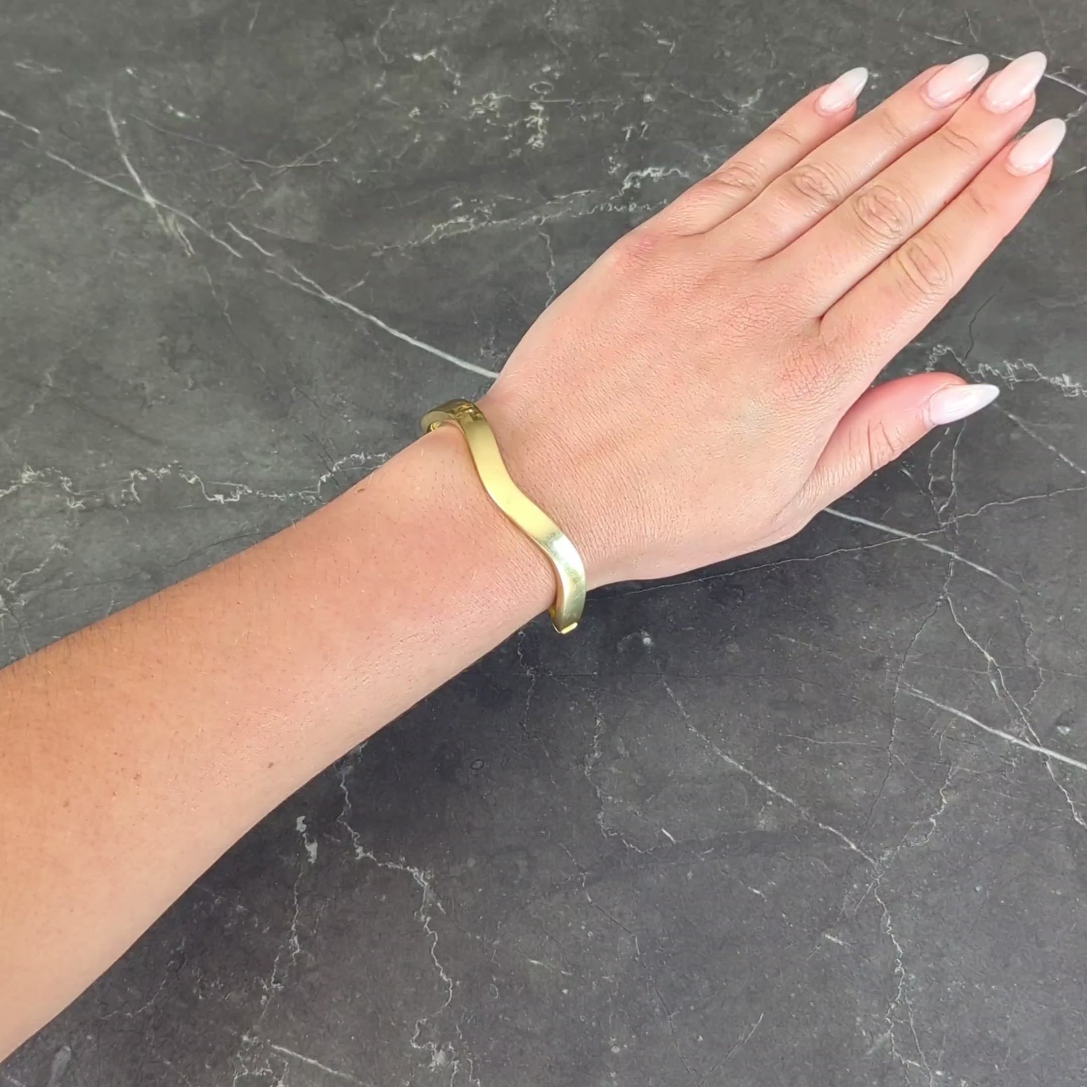 Tiffany & Co. 1990's 18 Karat Yellow Gold Vintage Wave Bangle Bracelet