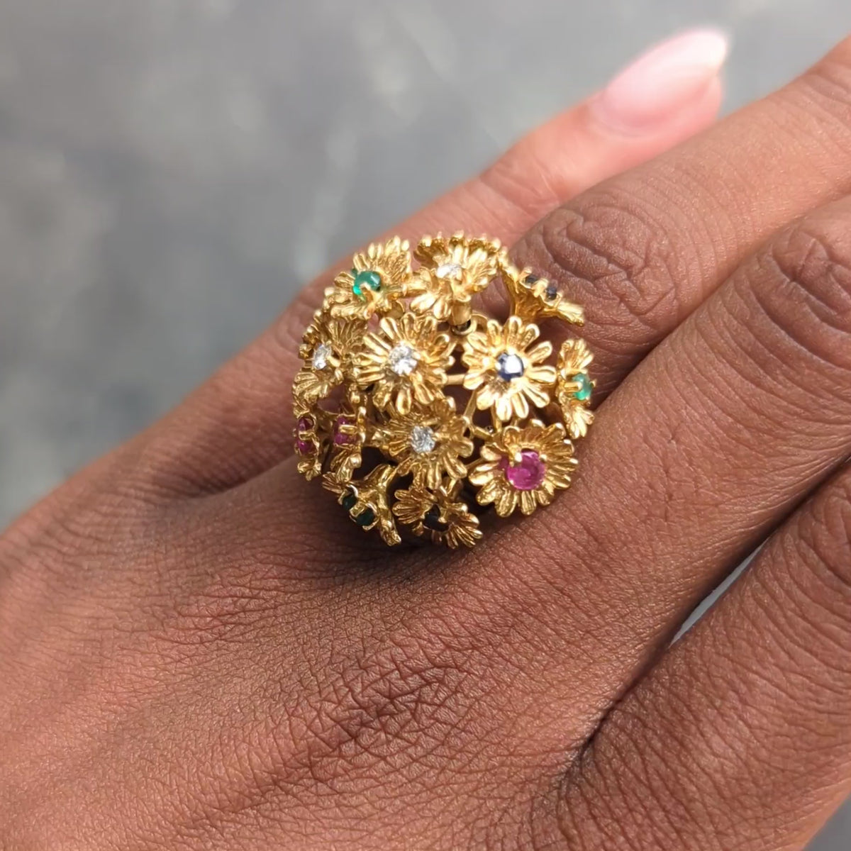 1960's Multi-Gem 18 Karat Yellow Gold Vintage En Tremblant Flower Ring