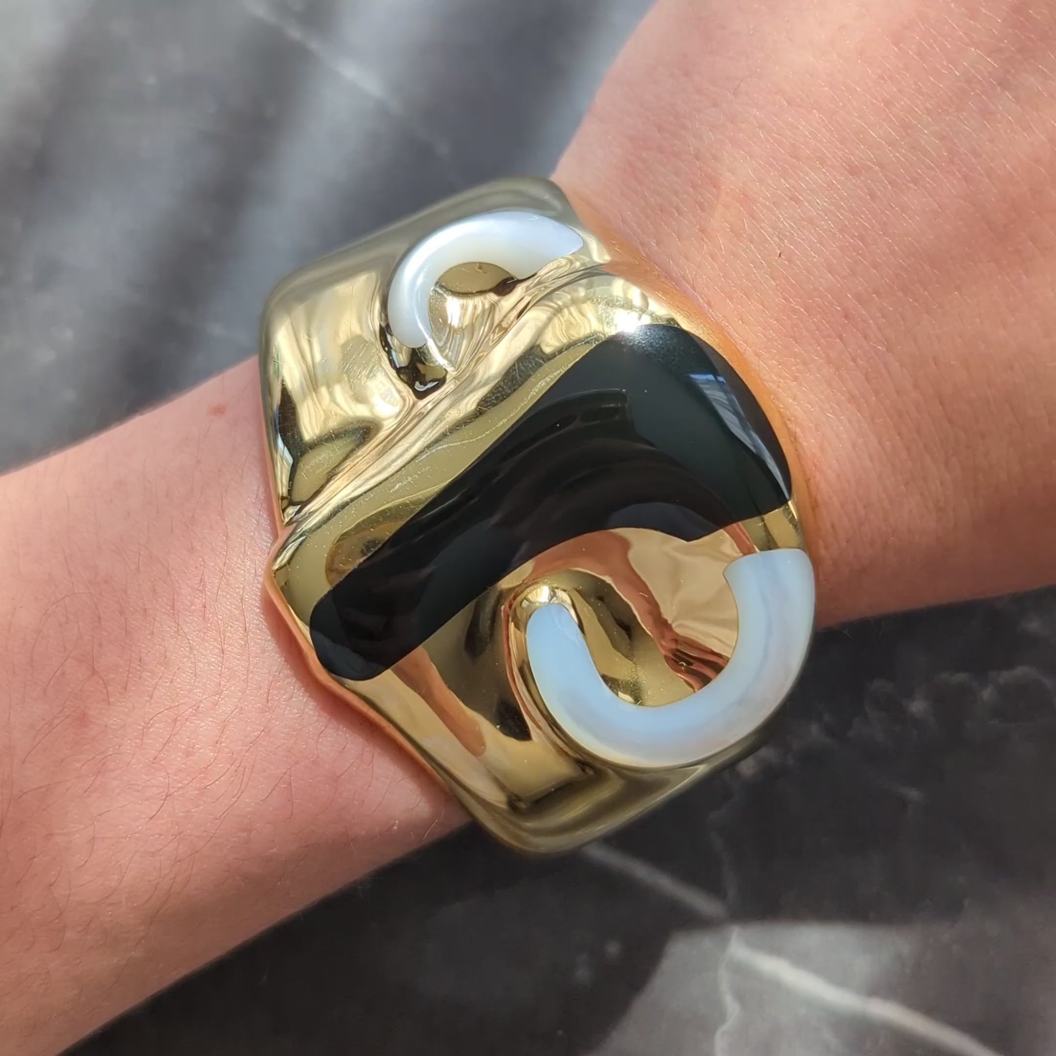 Tiffany & Co. Elsa Peretti 1970's 18K Gold Vintage Taurus Zodiac Cuff Bracelet