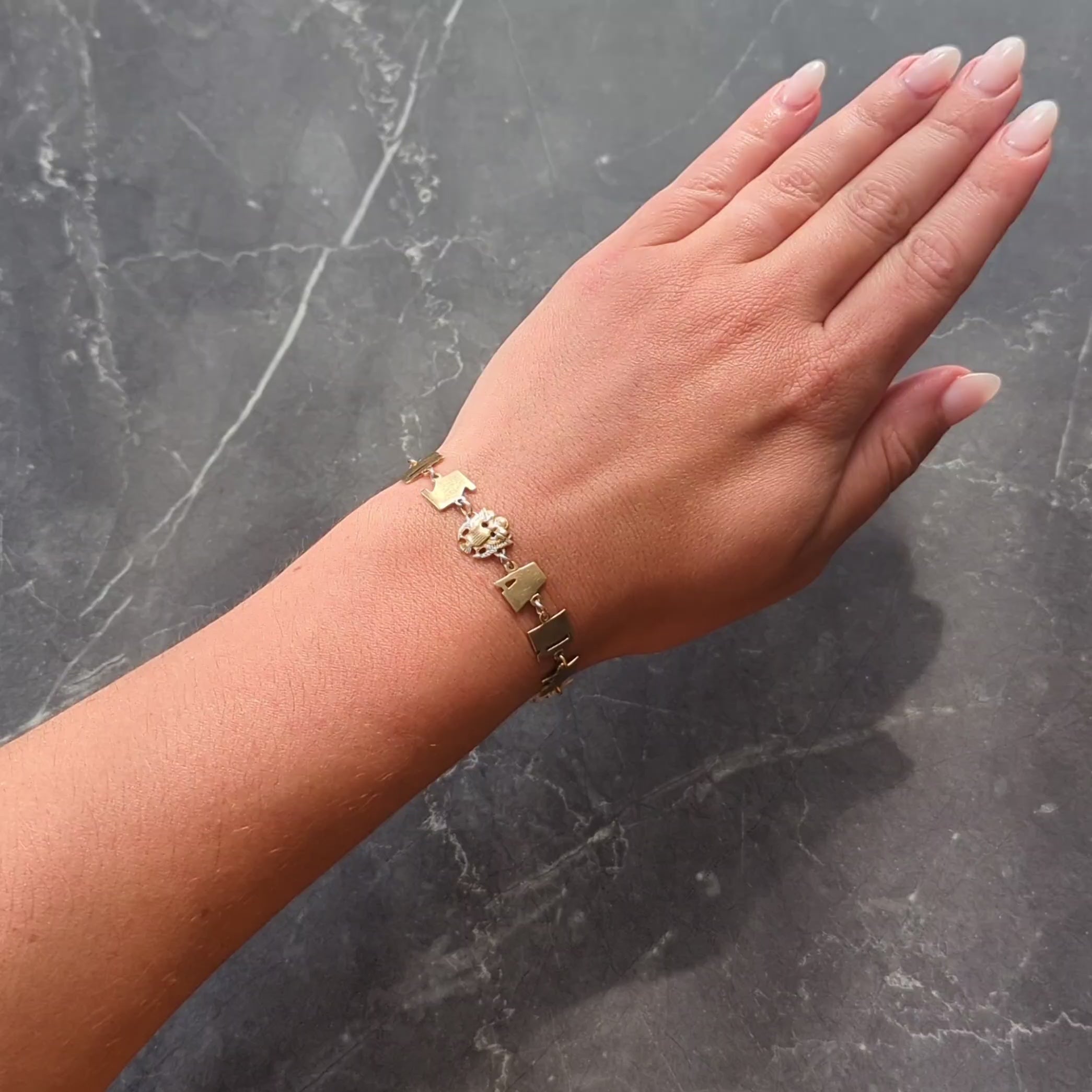 Retro 10 Karat Yellow Gold Vintage U.S. Army Link Bracelet
