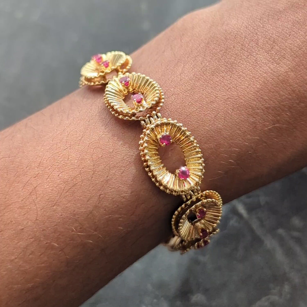 Van Cleef & Arpels French 1950's Ruby 18K Yellow Gold Vintage Link Bracelet