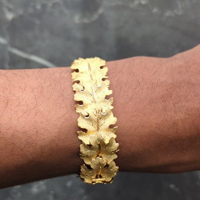 Buccellati 1970's 18 Karat Yellow Gold Vintage Maple Leaf Link Bracelet