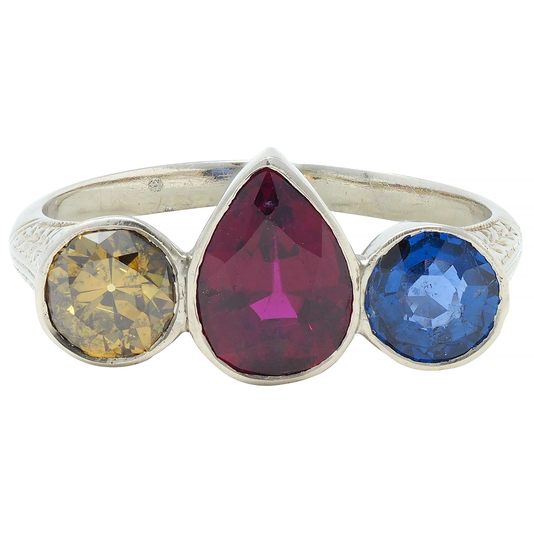 Art Deco 1.92 CTW Ruby Sapphire Fancy Green Diamond 14 Karat White Gold Ring