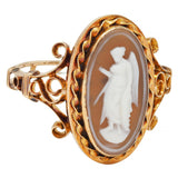 Victorian Carved Agate 14 Karat Yellow Gold Nike Cameo Antique Ring