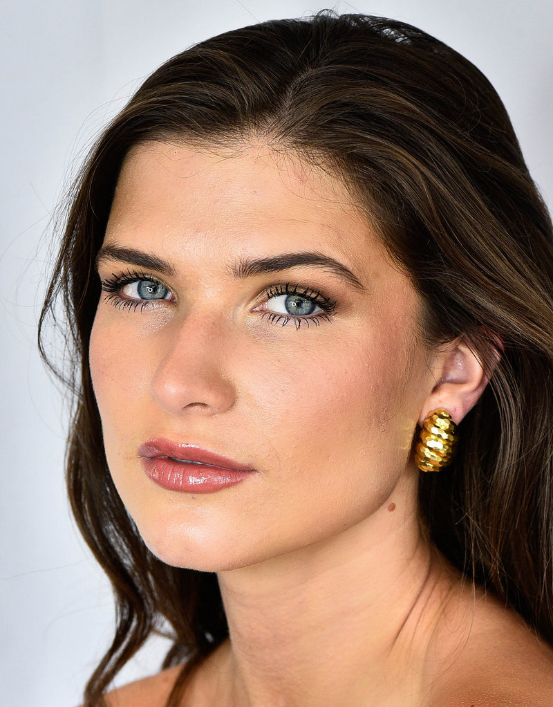Henry Dunay Vintage 18 Karat Yellow Gold Cynnabar Ear-Clip EarringsEarrings - Wilson's Estate Jewelry