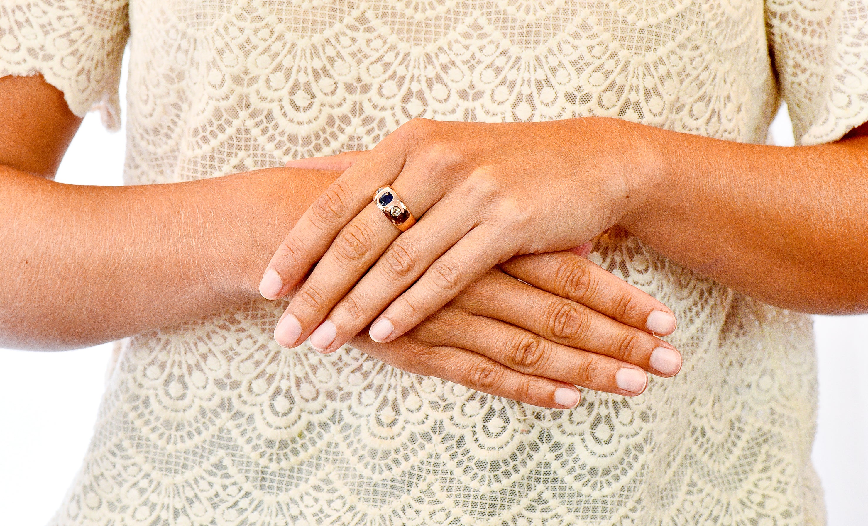 Retro 1.40 CTW Sapphire Diamond 18 Karat Rose Gold Unisex Gypsy Band Ring - Wilson's Estate Jewelry