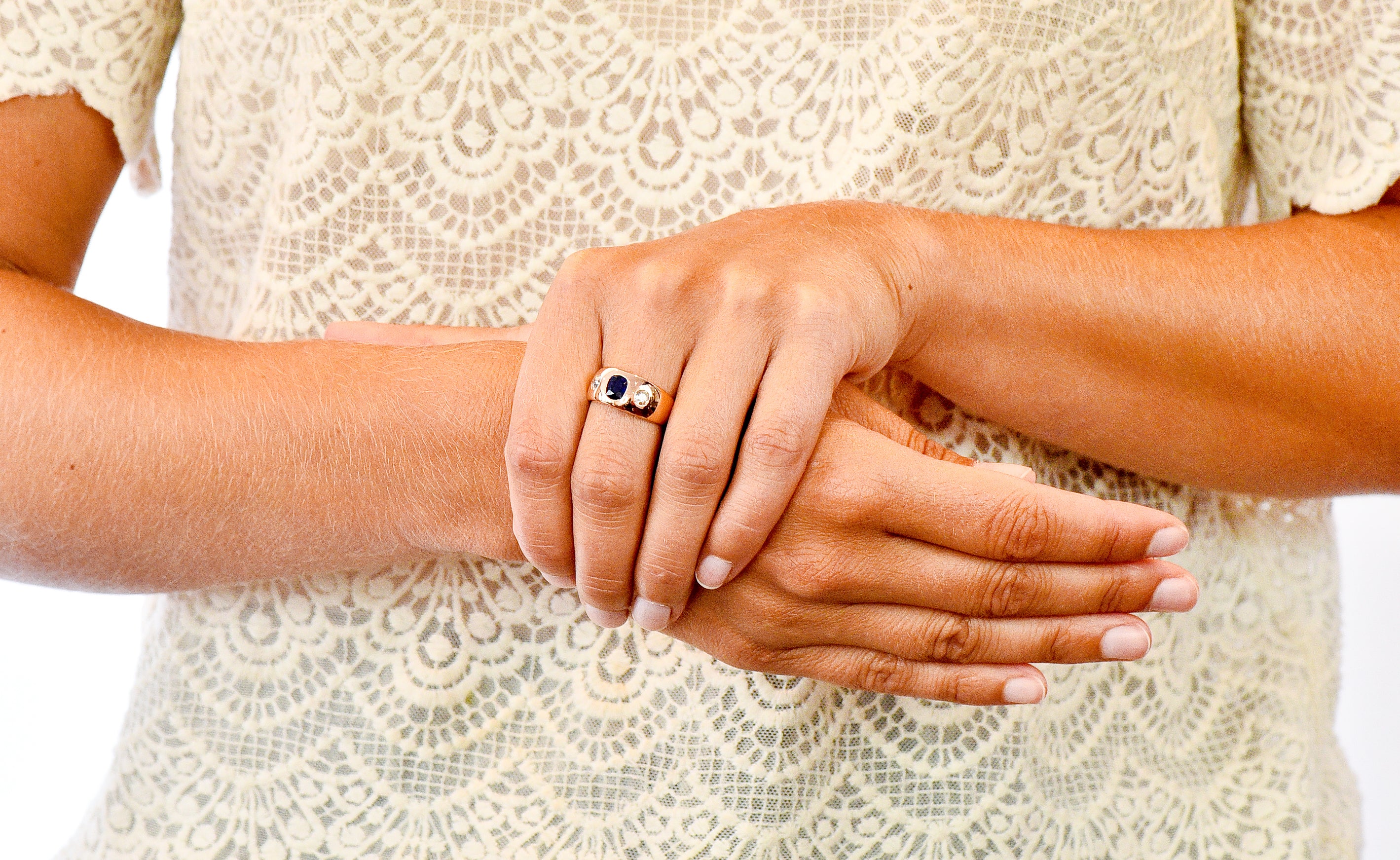 Retro 1.40 CTW Sapphire Diamond 18 Karat Rose Gold Unisex Gypsy Band Ring - Wilson's Estate Jewelry