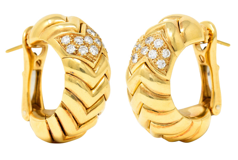 Pair of 18K (750 thousandths) yellow gold half hoop earr… | Drouot.com