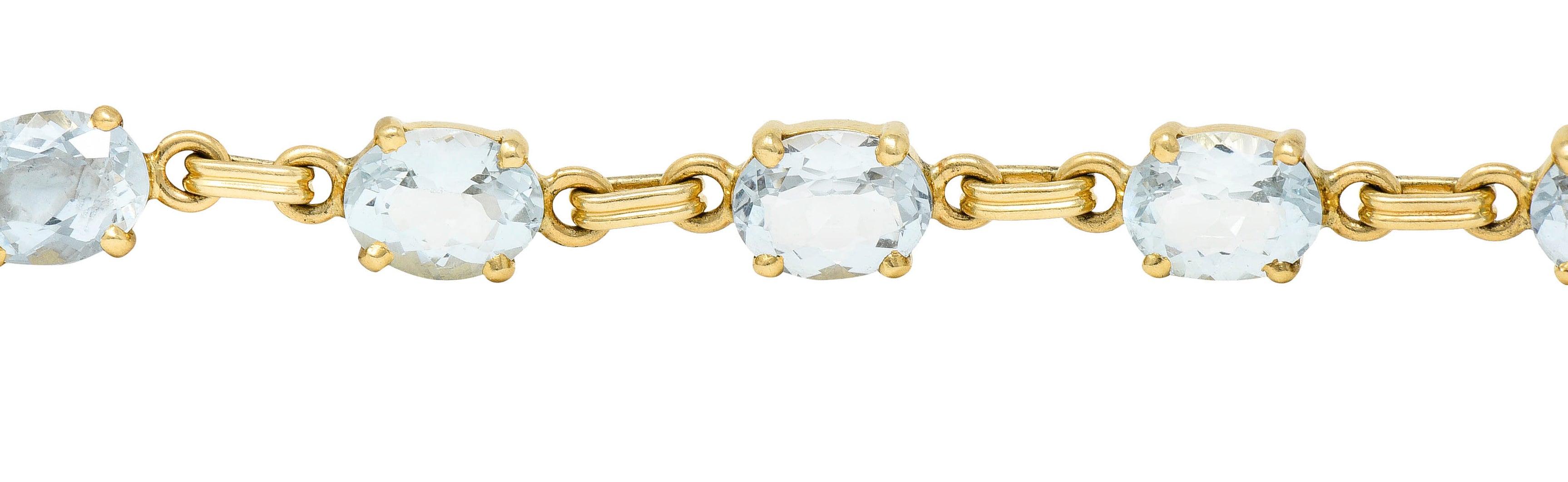 Retro 15.75 CTW Aquamarine 14 Karat Gold Link Braceletbracelet - Wilson's Estate Jewelry