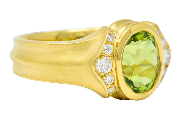 Contemporary Peridot Diamond 18 Karat Gold Gemstone RingRing - Wilson's Estate Jewelry