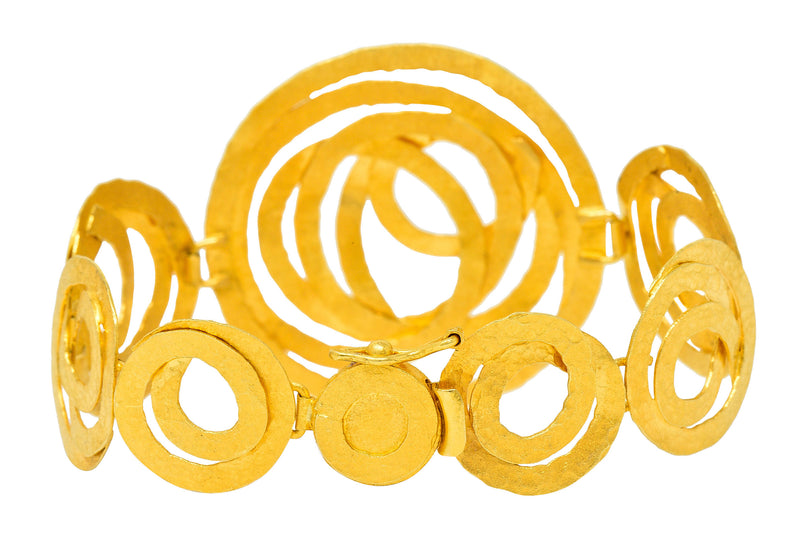 Italian 18 Karat Matte Gold Hammered Circle Braceletbracelet - Wilson's Estate Jewelry
